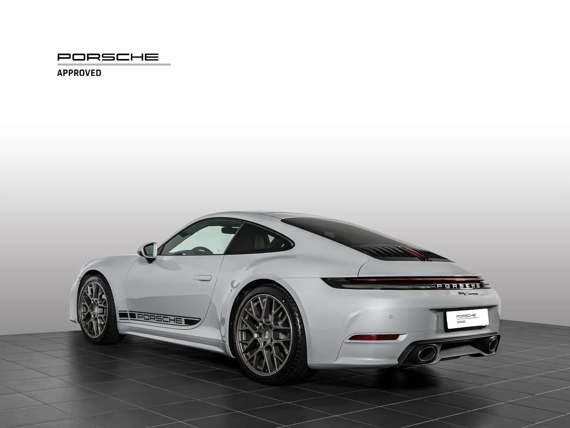 Porsche 911 2025 화이트 사진 3