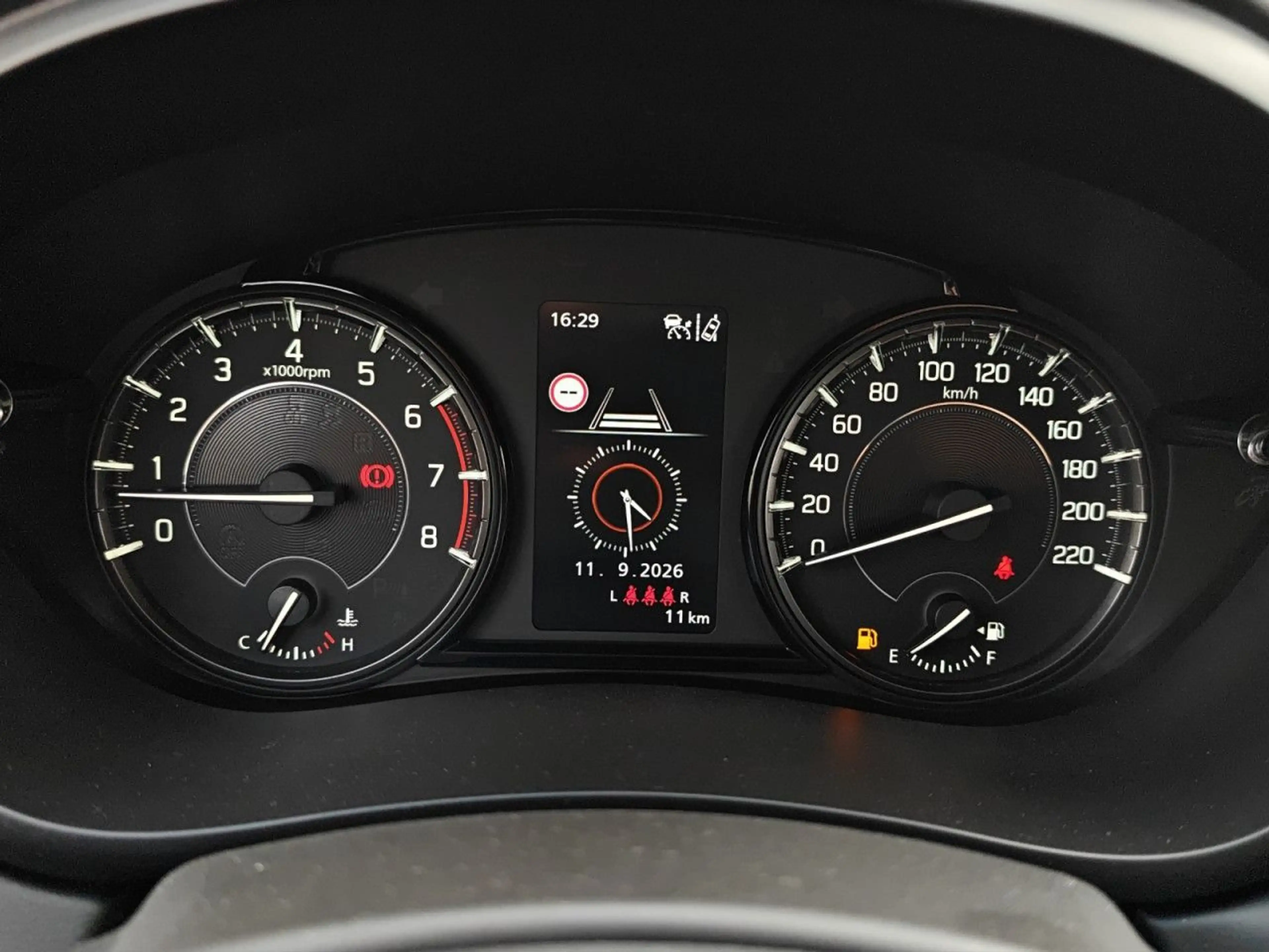 Suzuki SX4 S-Cross S-Cross 1.4 Boosterjet Hybrid Edition Navi Klima — photo 11