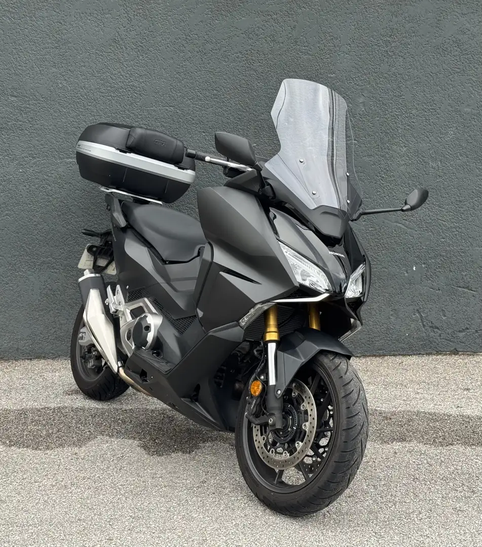 Honda Forza 750 Чёрный - 1