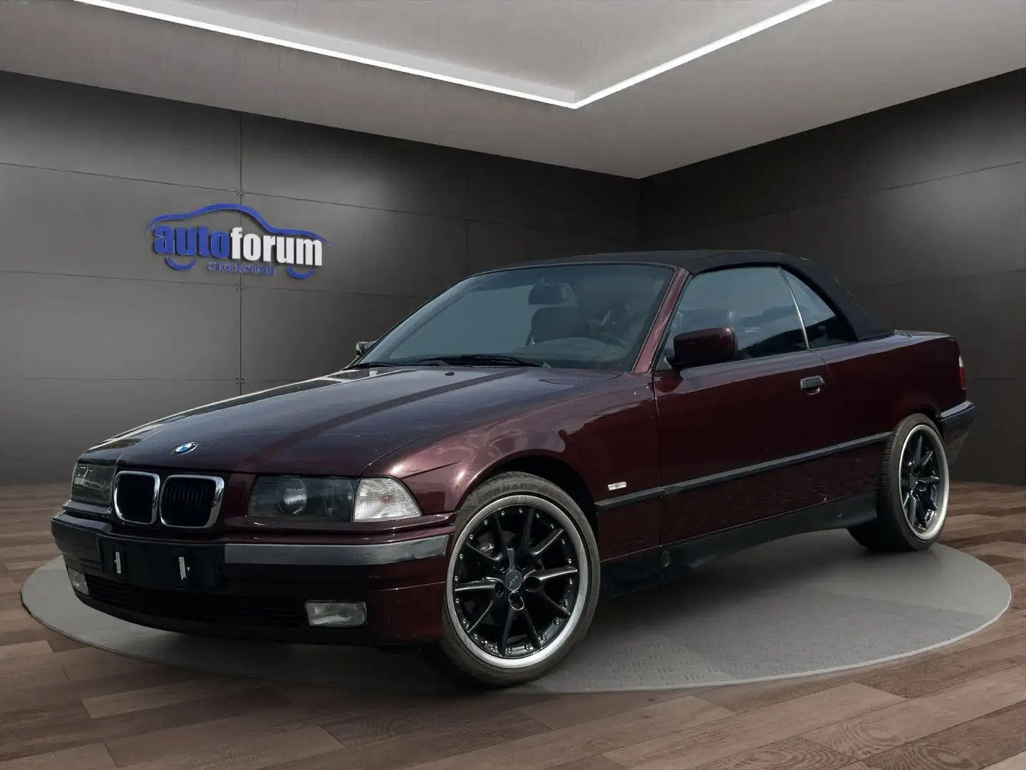 BMW 320 i Cabrio LEDER°SHZ°KLIMAAUTOMATIK Rot - 1
