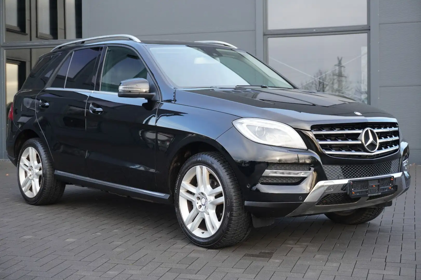Mercedes-Benz ML 250 CDI BlueTec Schwarz - 2