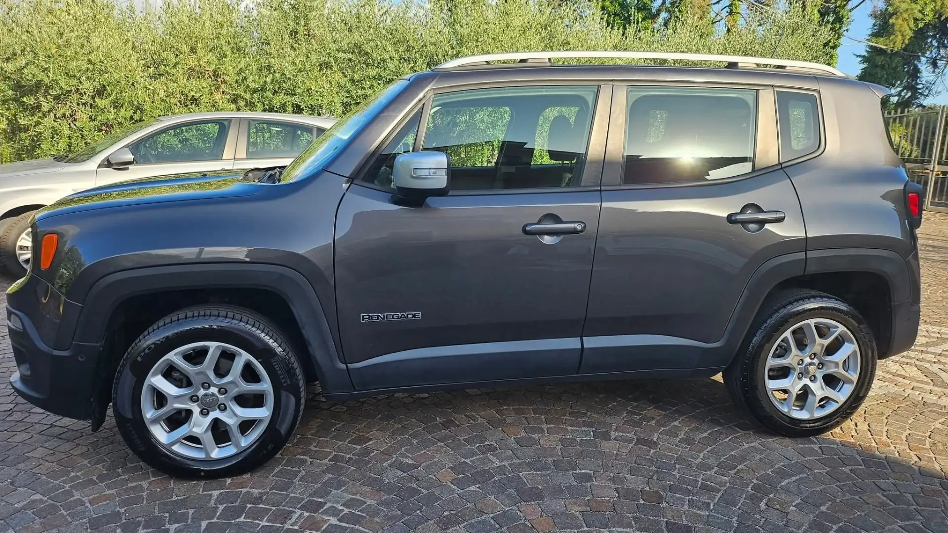 Jeep Renegade 2.0 mjt Upland 4wd 140cv auto - 2