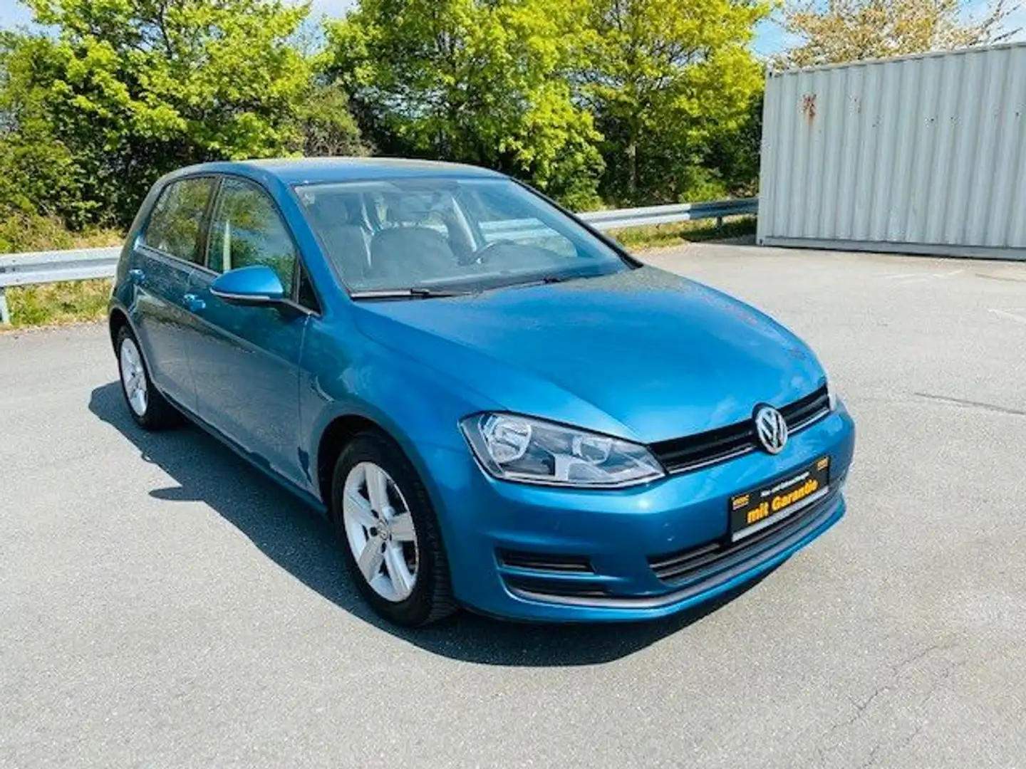 Volkswagen Golf VII Lim 1.2 TSI Comfortline BMT Blau - 1
