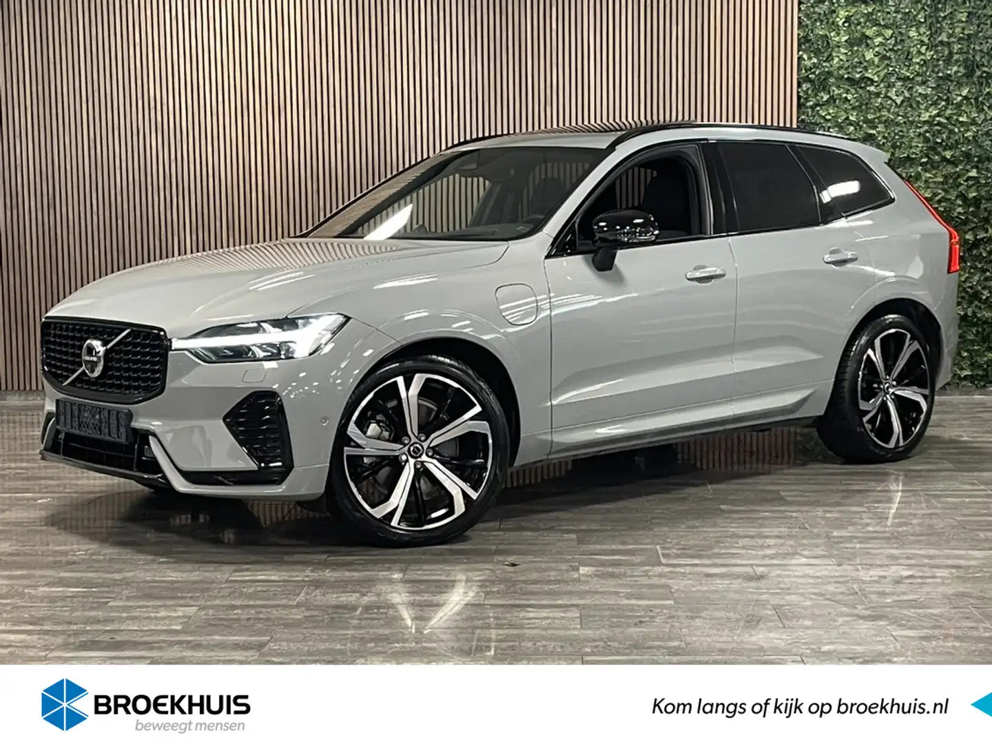 Volvo XC60 T6 AWD Recharge Ultimate Dark | Vol! | Luchtvering Grijs - 1