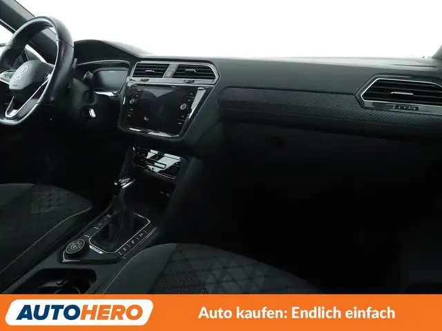 Volkswagen Tiguan view 13