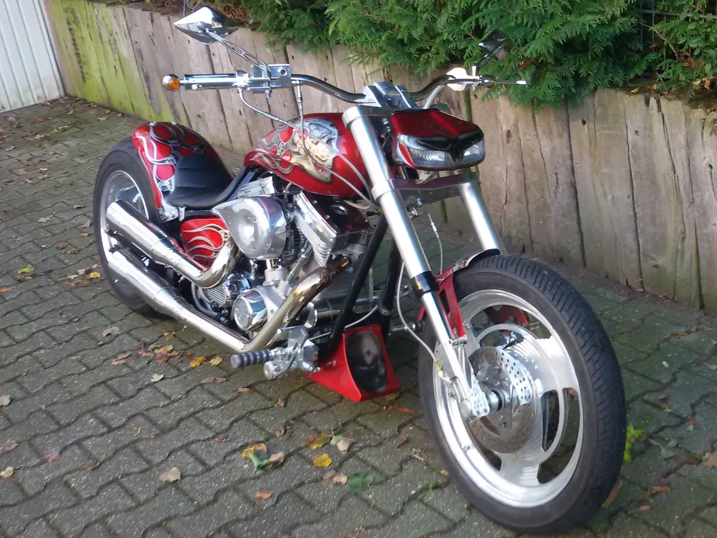 Harley-Davidson Custom Bike Eigenbau Czerwony - 2