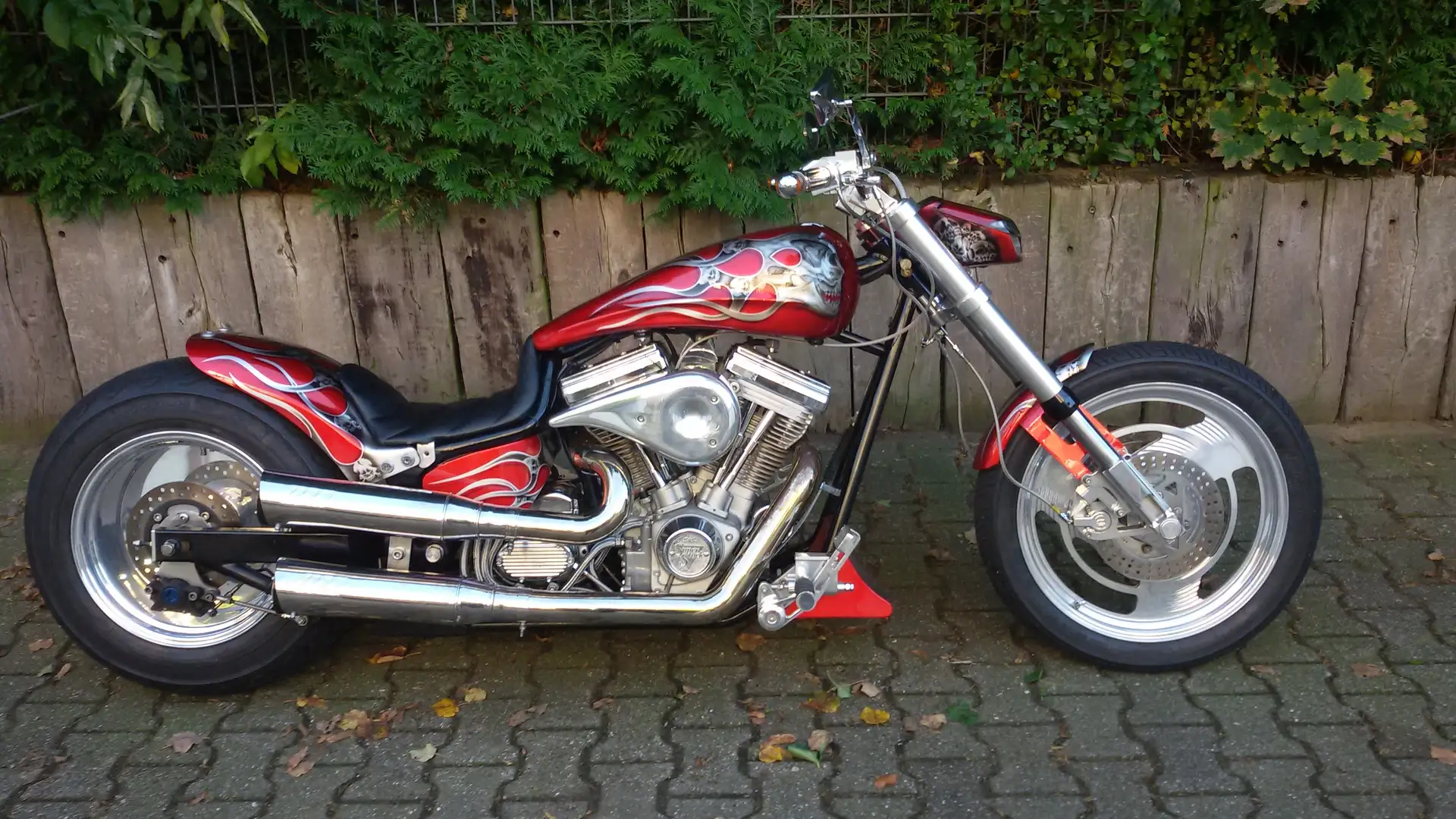 Harley-Davidson Custom Bike Eigenbau Czerwony - 1