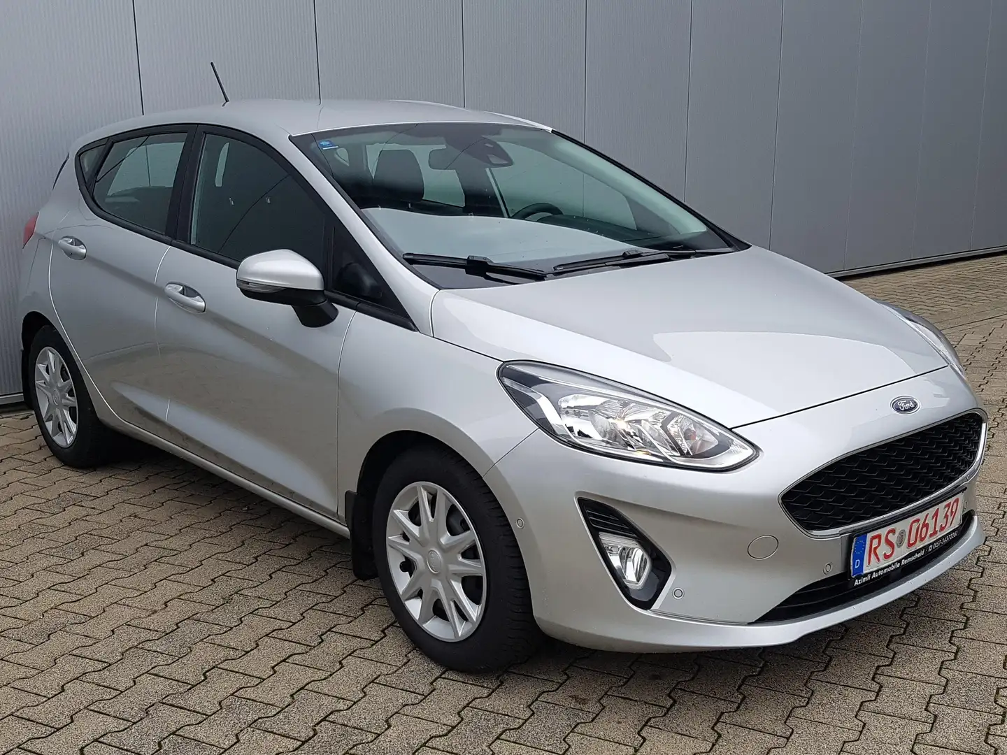 Ford Fiesta 1.0 EcoBoost Titanium ZAHNRIEMEN/KUPPLUNG/INSP.NEU Grau - 1