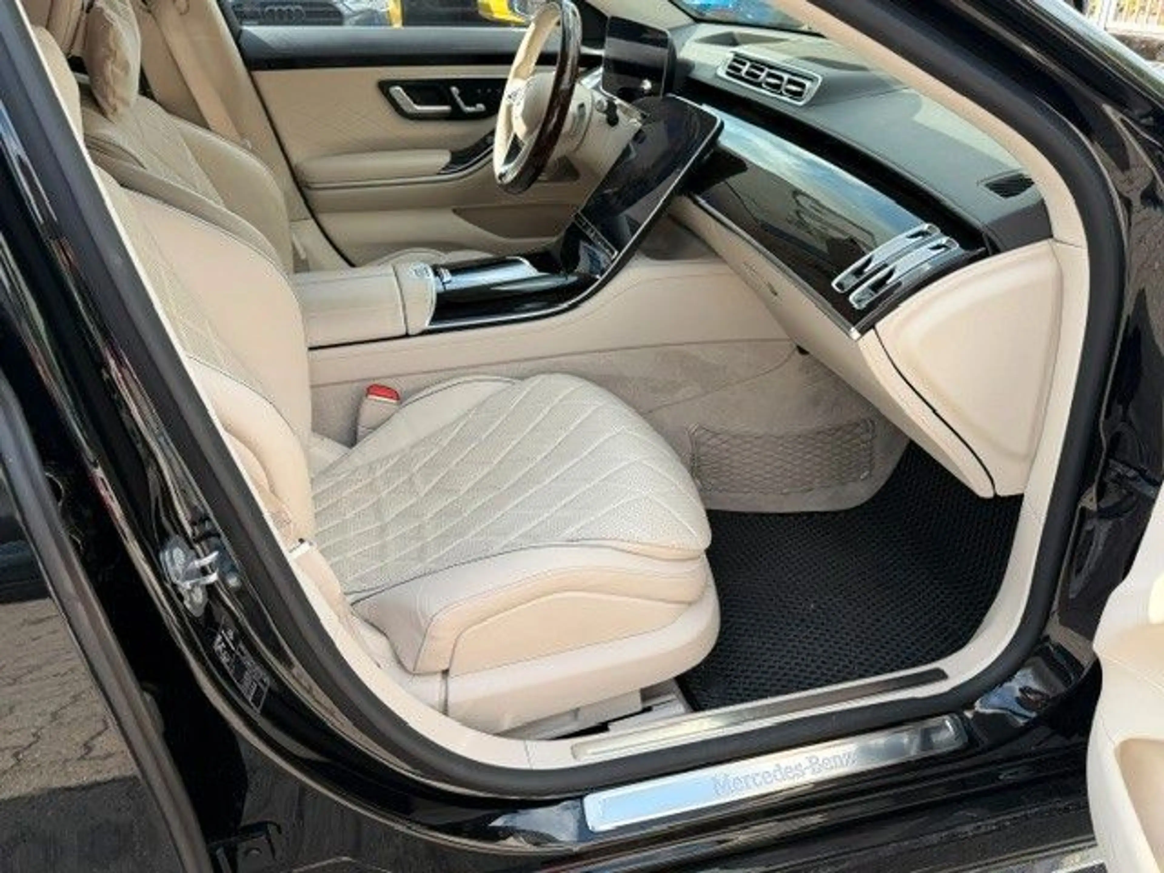 Mercedes-Benz S 500 L 4Matic AMG-Line LEDPano 360 HUD Burmester — photo 8