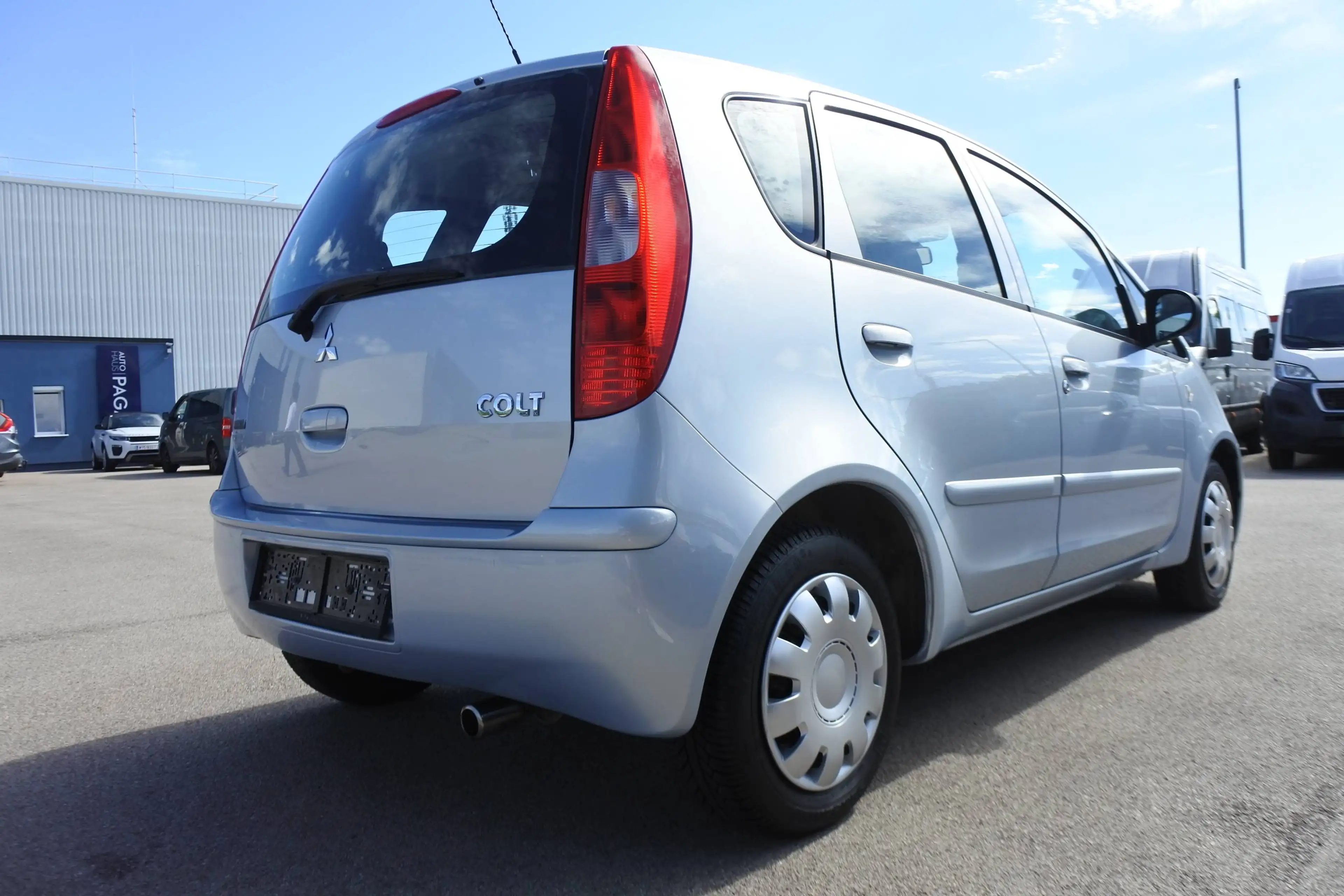 Mitsubishi Colt Colt Invite 1,3 Aut. Invite/NUR 45800KM!!/1.BESITZ — photo 7