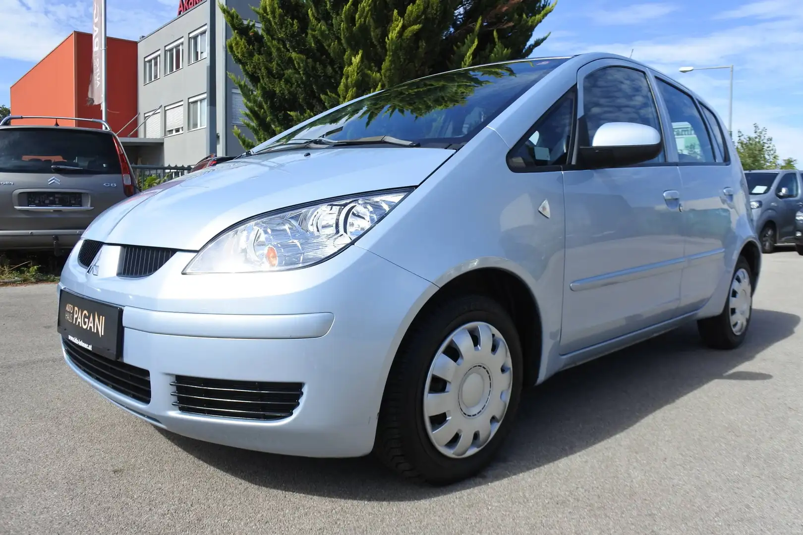 Mitsubishi Colt Colt Invite 1,3 Aut. Invite/NUR 45800KM!!/1.BESITZ Silber - 2