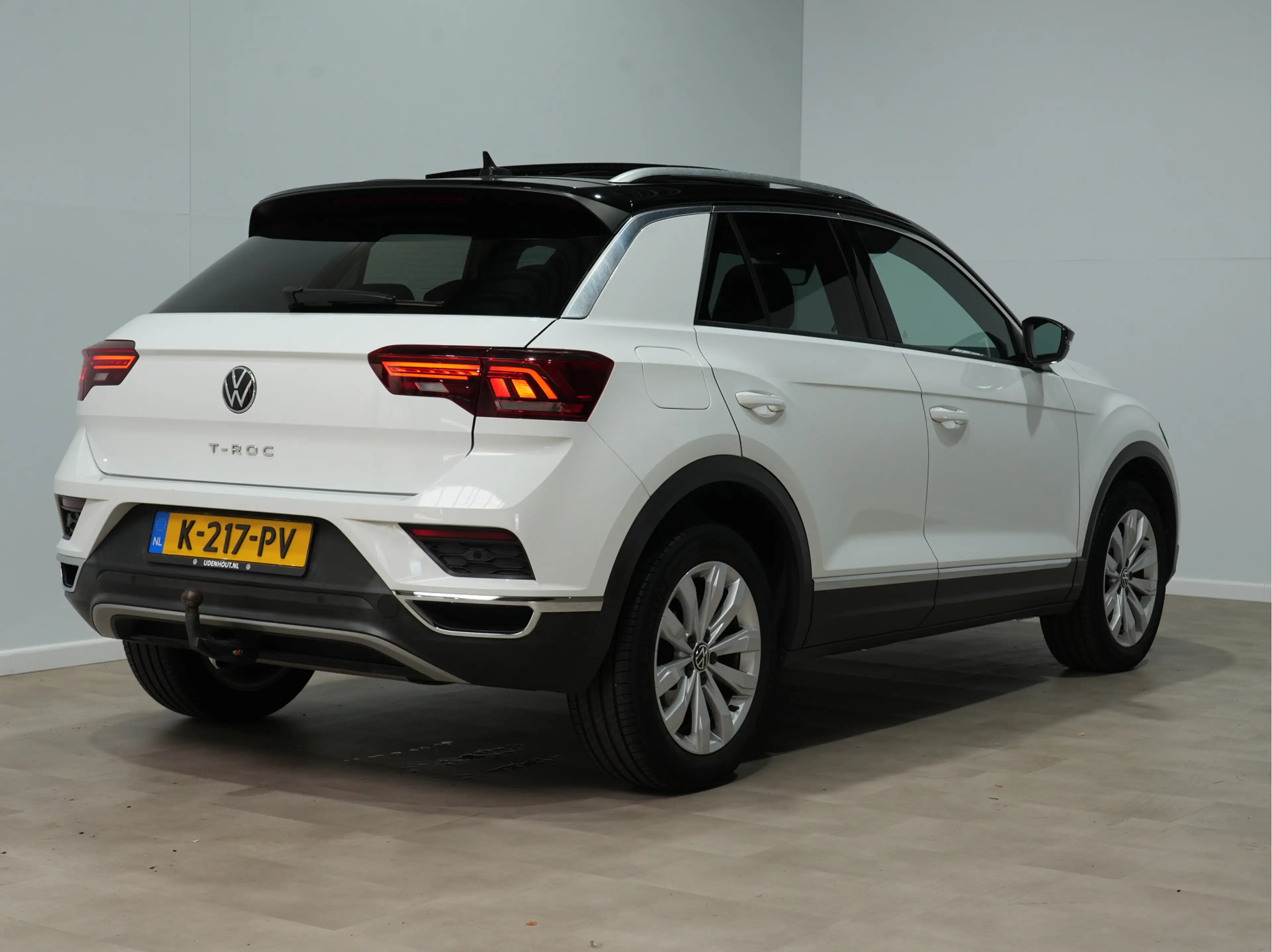 Volkswagen T-Roc 1.5 150pk TSI Sport Panoramadak Navigatie 30 — photo 11