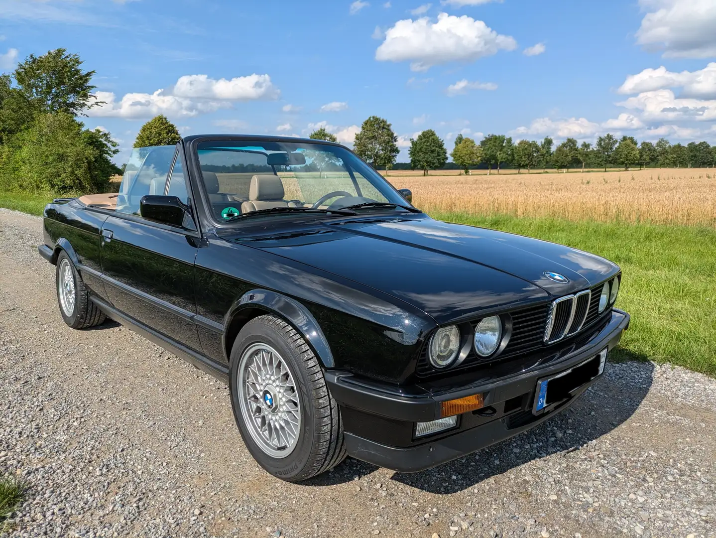 BMW 325 Schwarz - 1