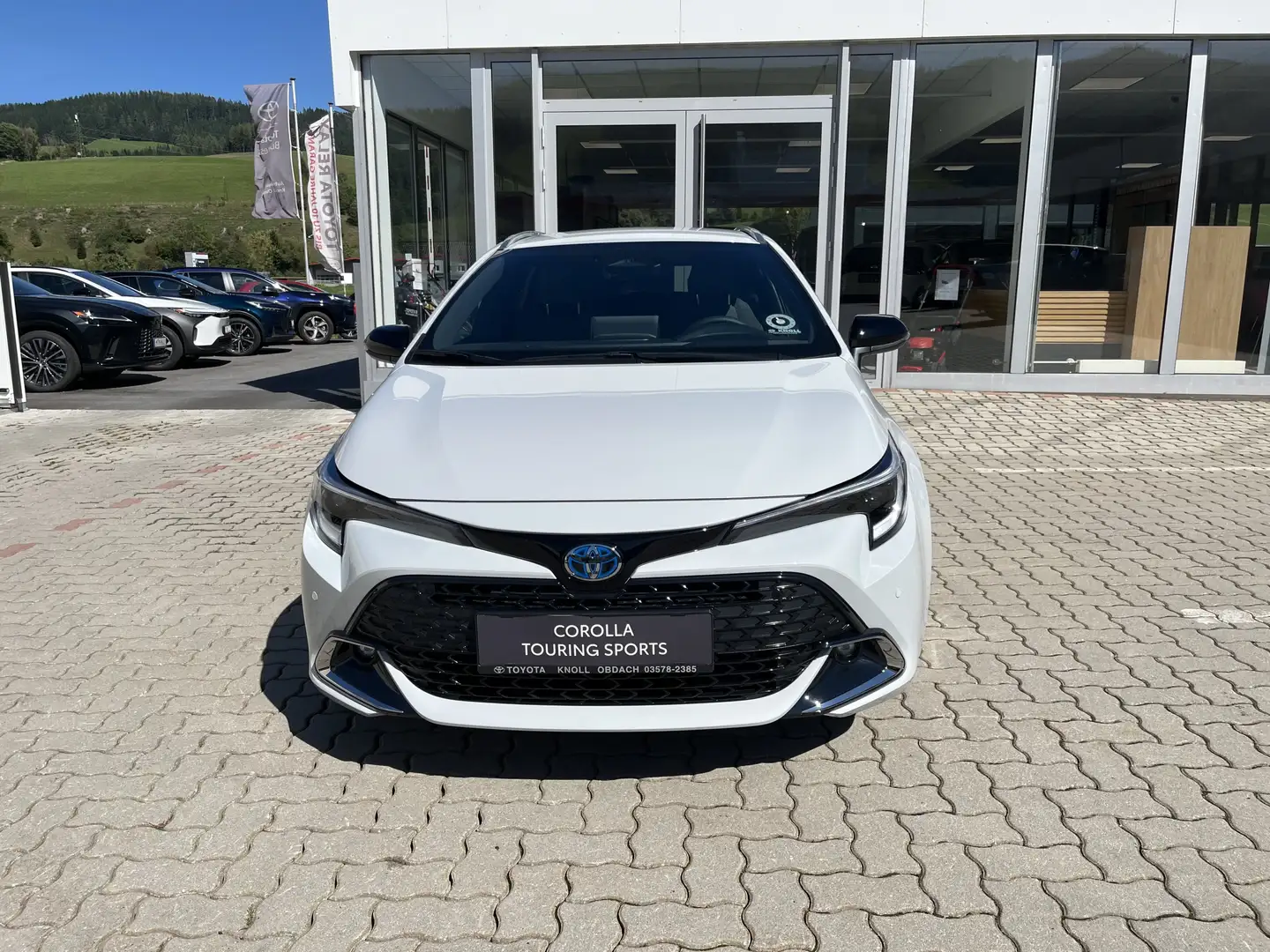 Toyota Corolla Touring Sports 1,8 Hybrid Active Drive Safety Pake Weiß - 2