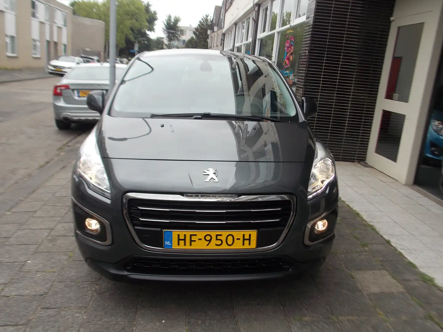 Peugeot 3008 1.2 PureTech Blue Lease NAVI TREKHAAK PDC Grijs - 2
