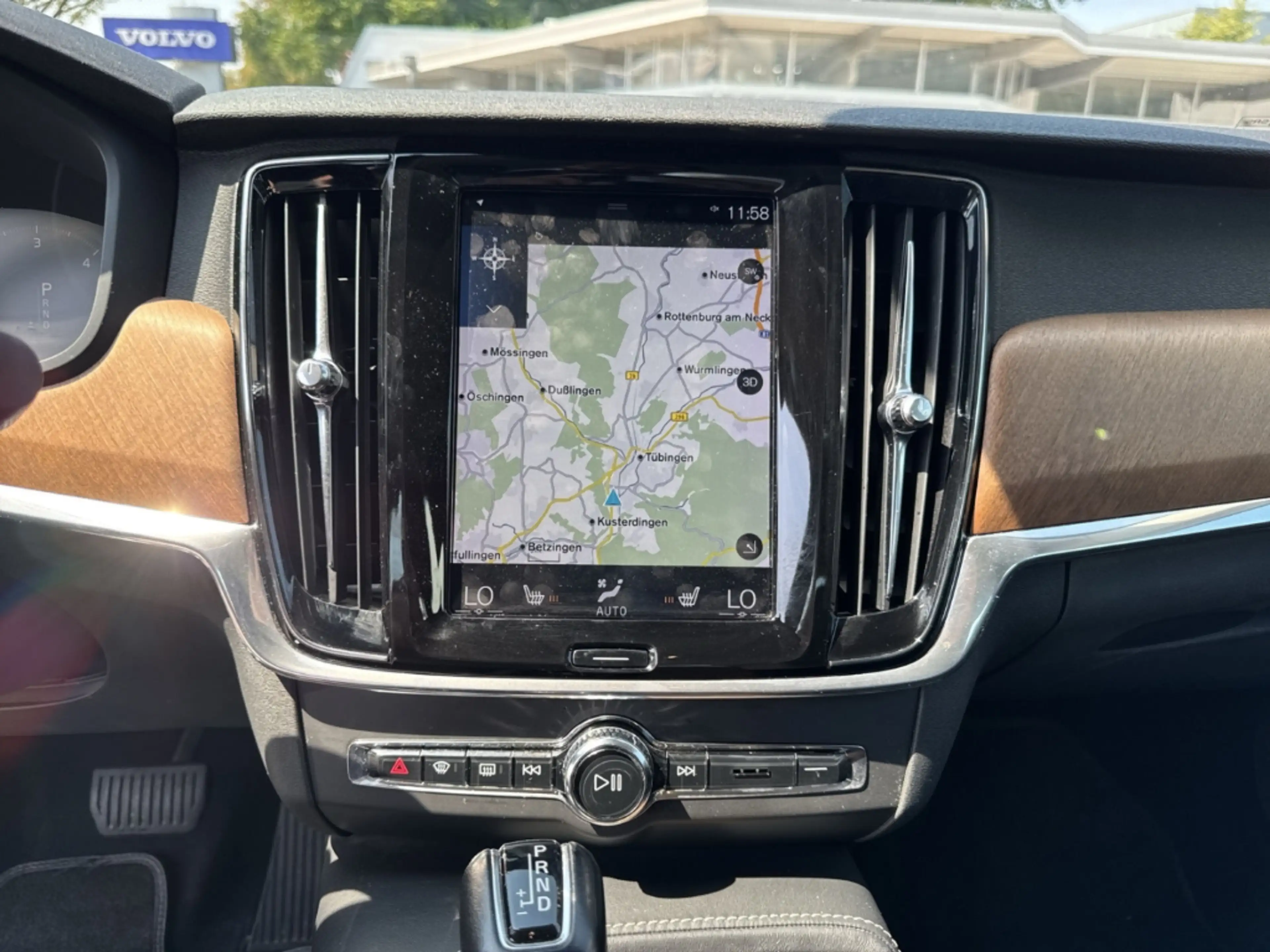 Volvo S90 Inscription AWD D5 DPF Navi Leder Digitales Cockpi — photo 13