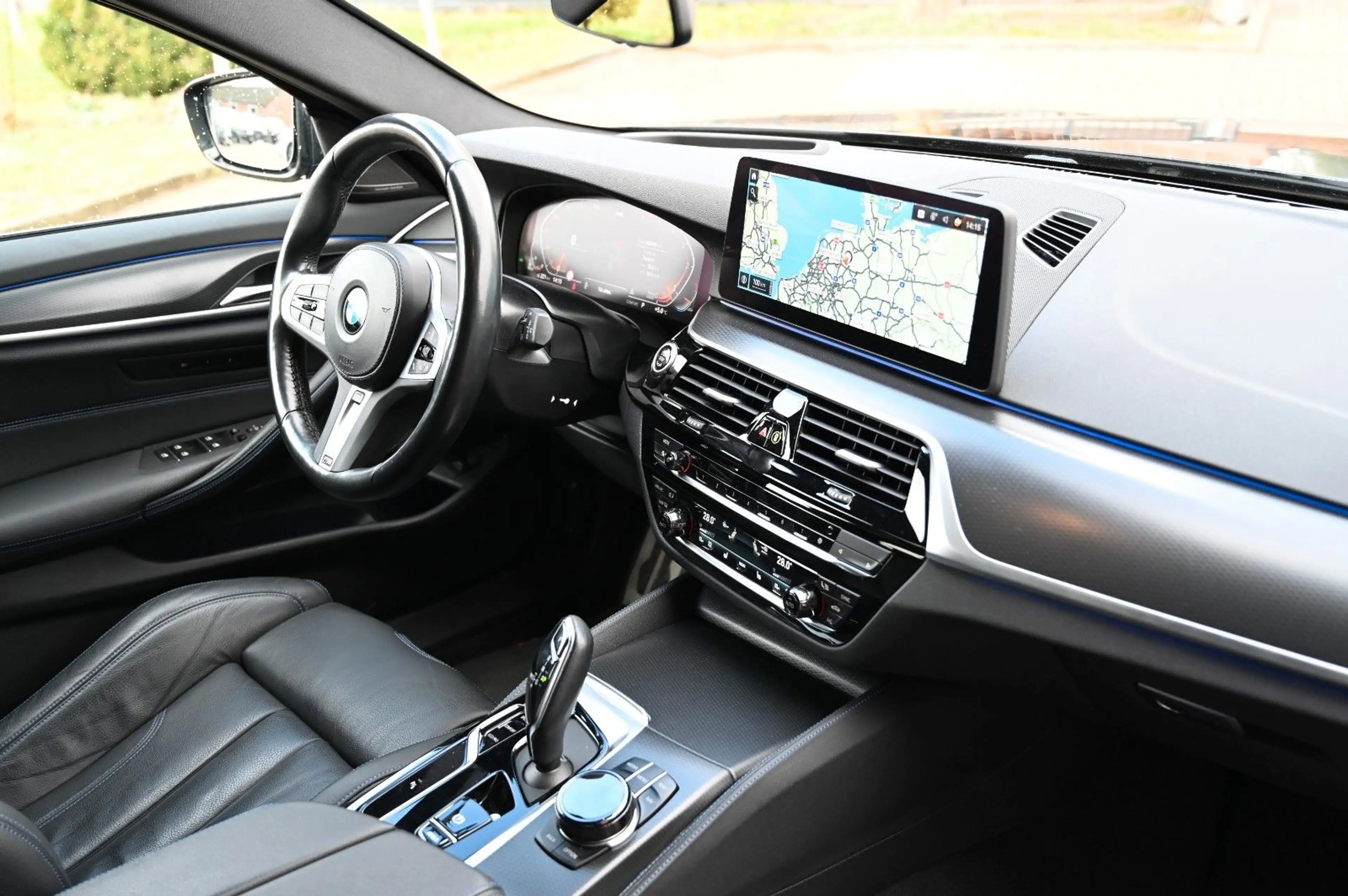 BMW 540 d xDrive M Sport *LED*LEDER*KAMERA — photo 14
