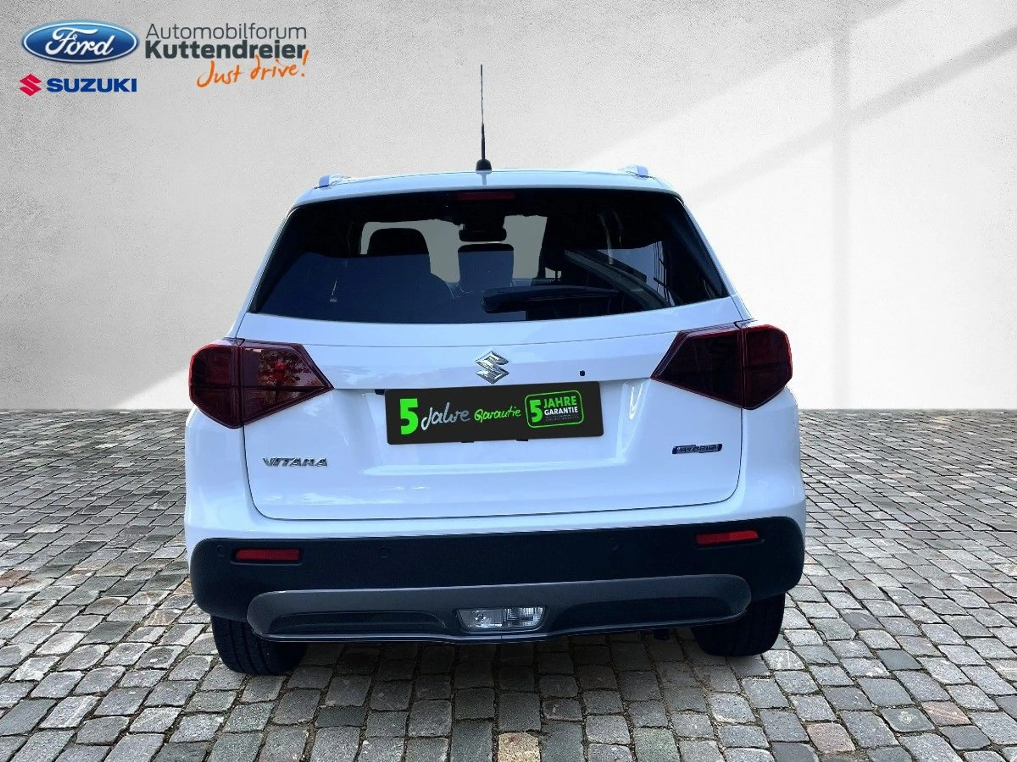 Suzuki Vitara Comfort Navi Kamera LED SHZ Alarm SHZ — photo 11