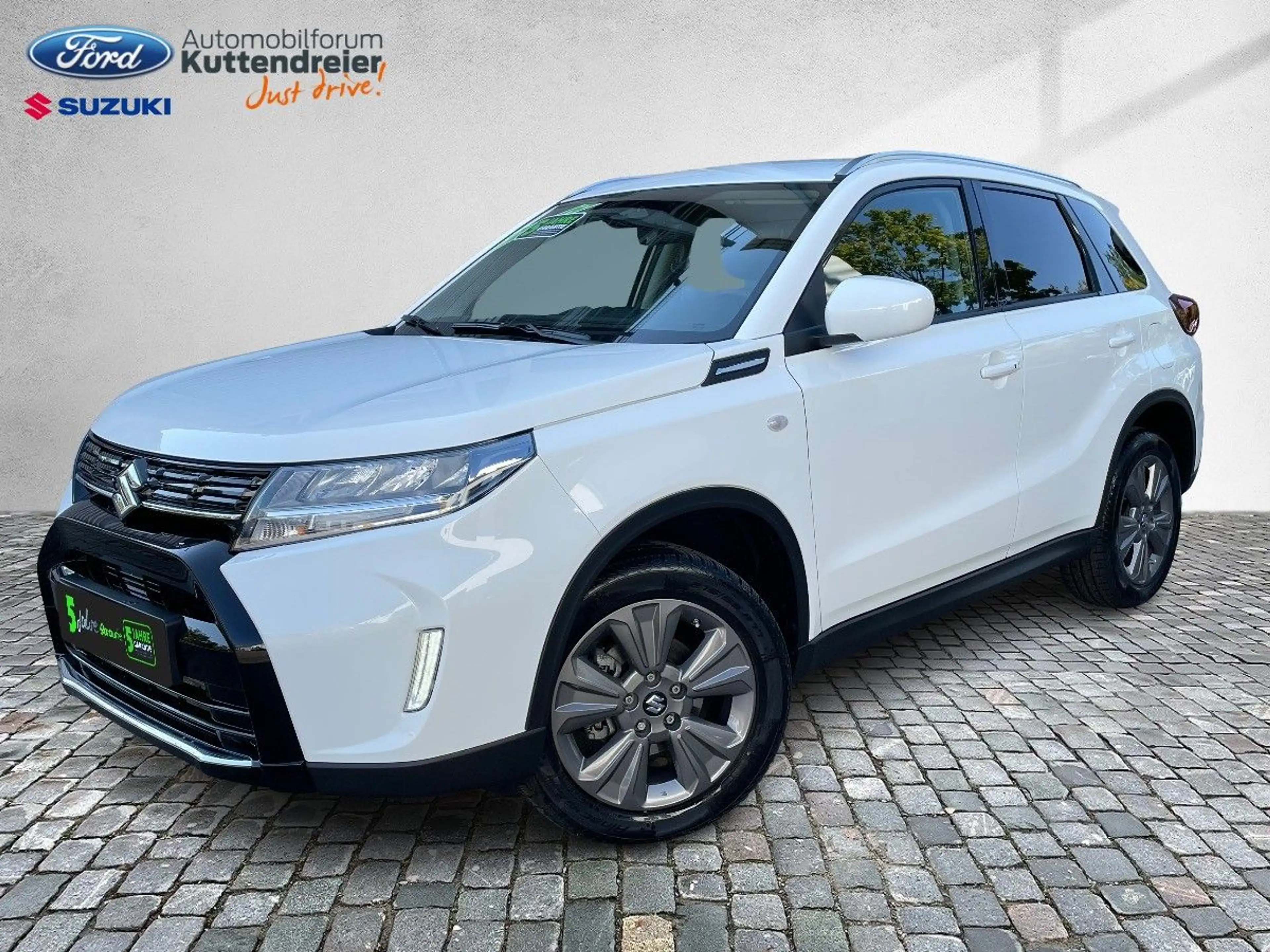Suzuki Vitara Comfort Navi Kamera LED SHZ Alarm SHZ — photo 2