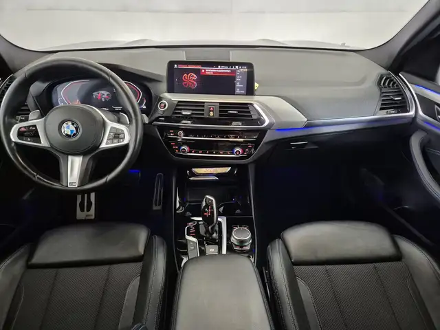 BMW X3 view 9