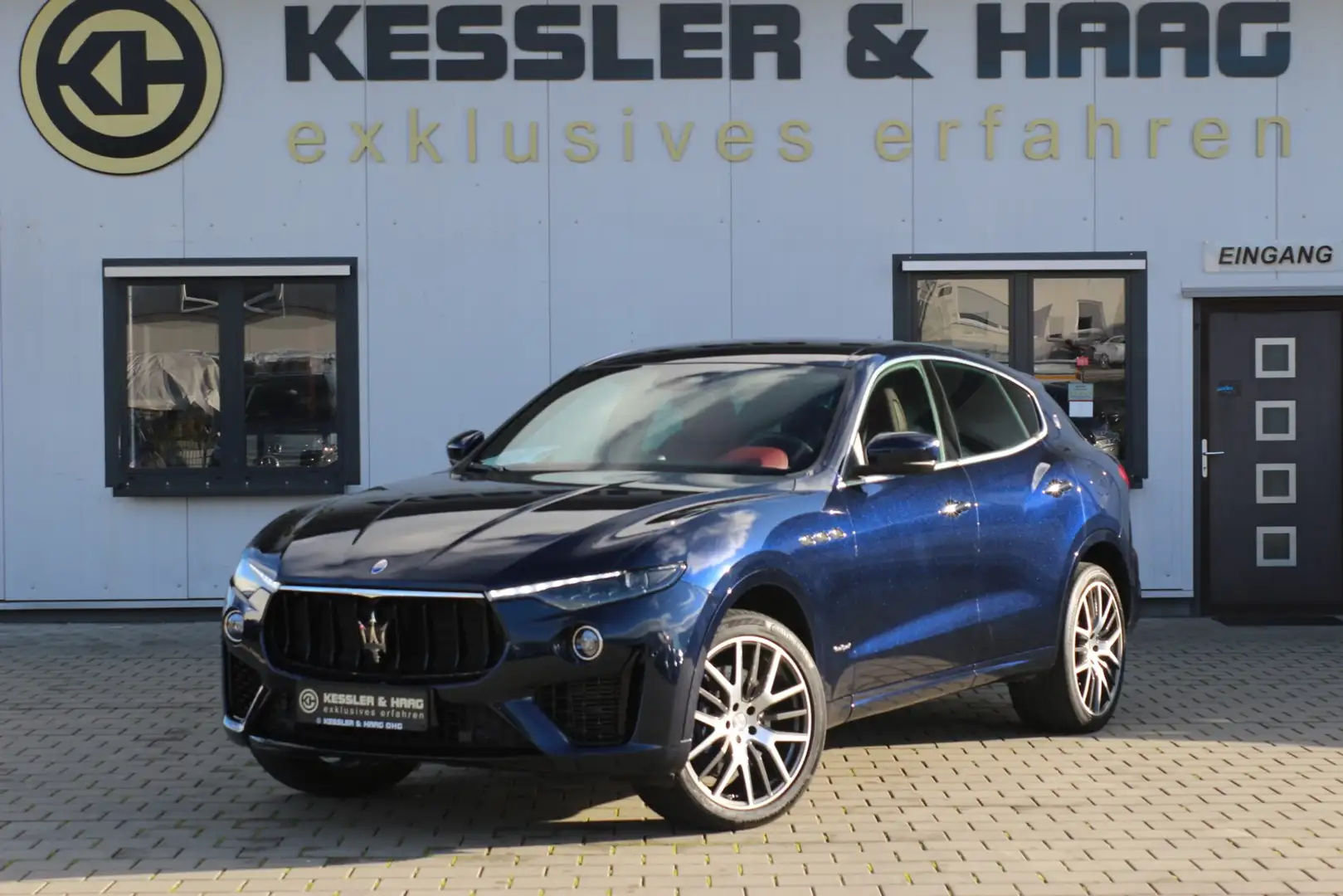 Maserati Levante Q4 Carbon*Luft*SoftClose*ACC*LM21" Bleu - 1