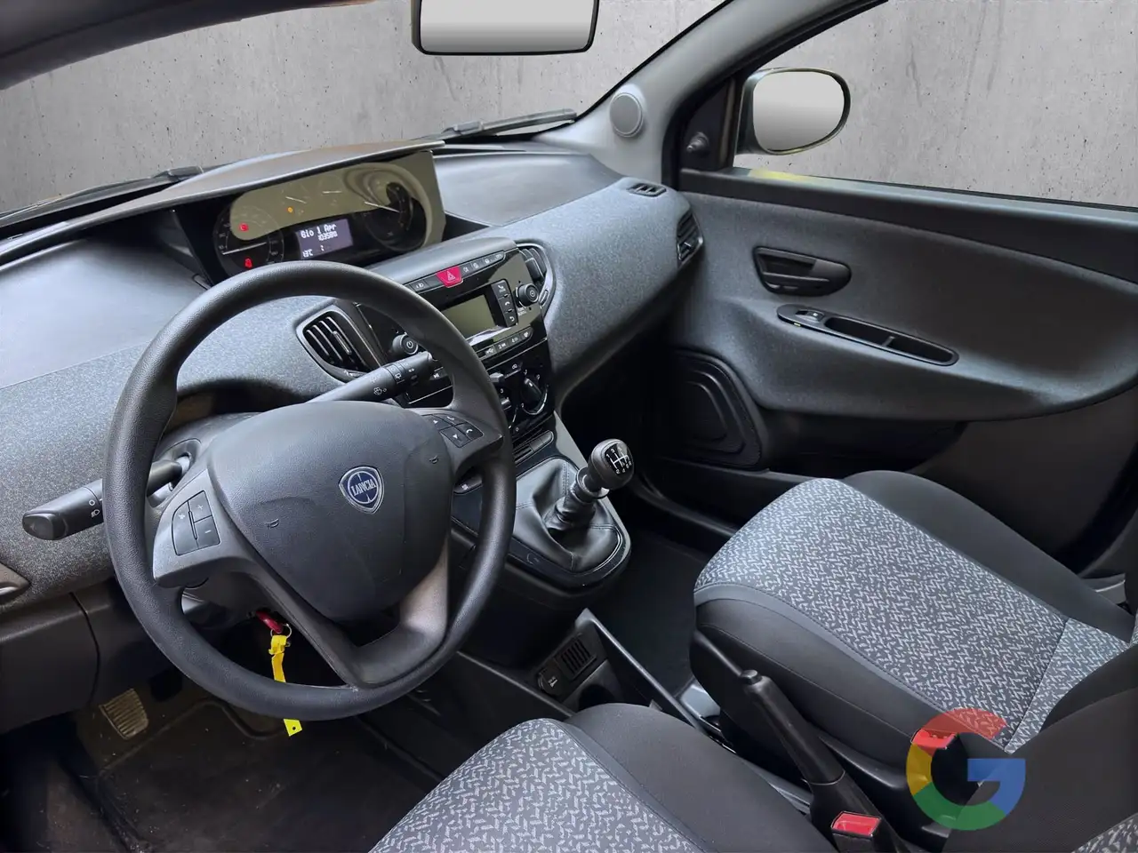 Lancia Ypsilon 2024 — фото 7