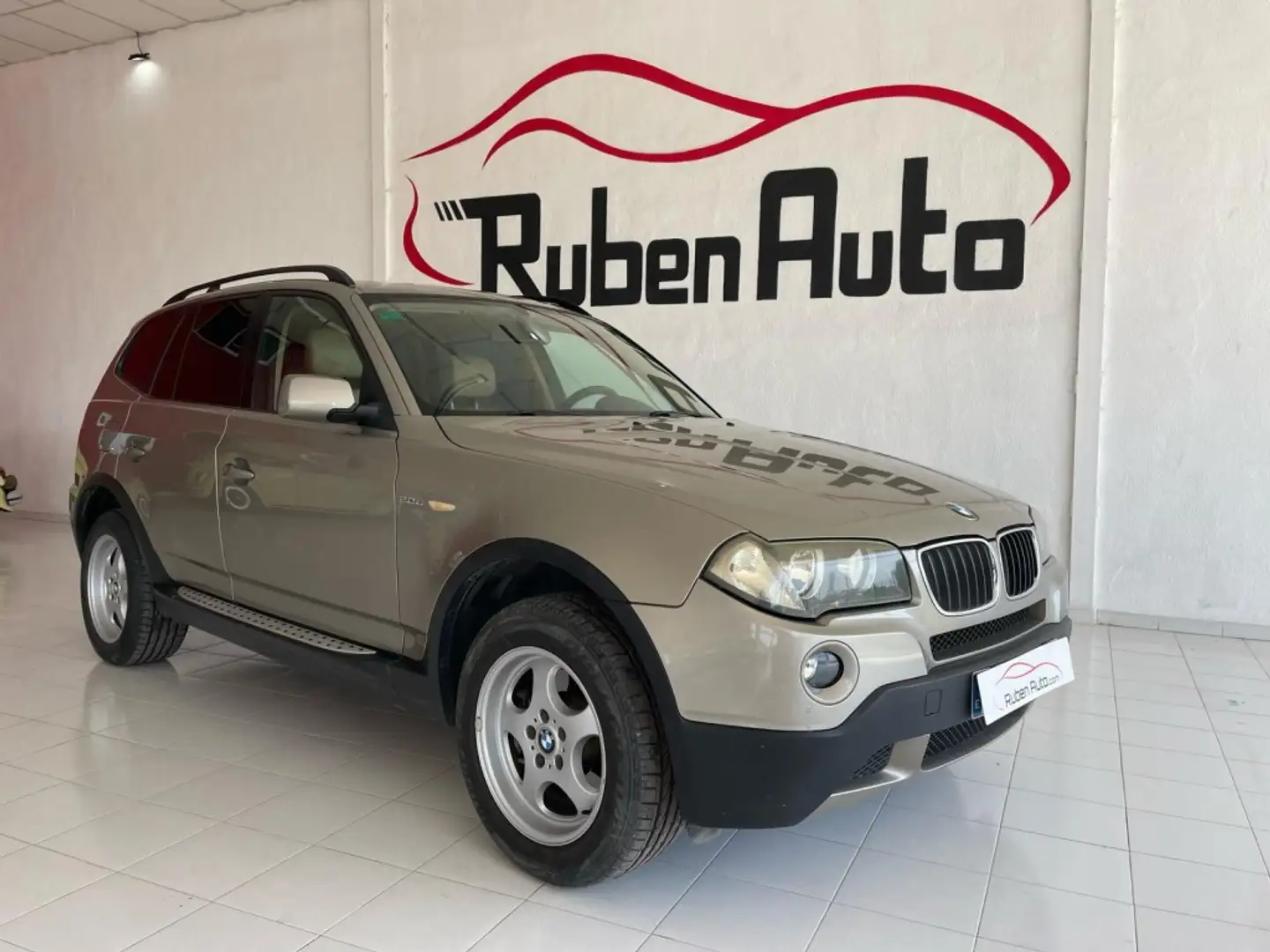 BMW X3 2.0d Beige - 1