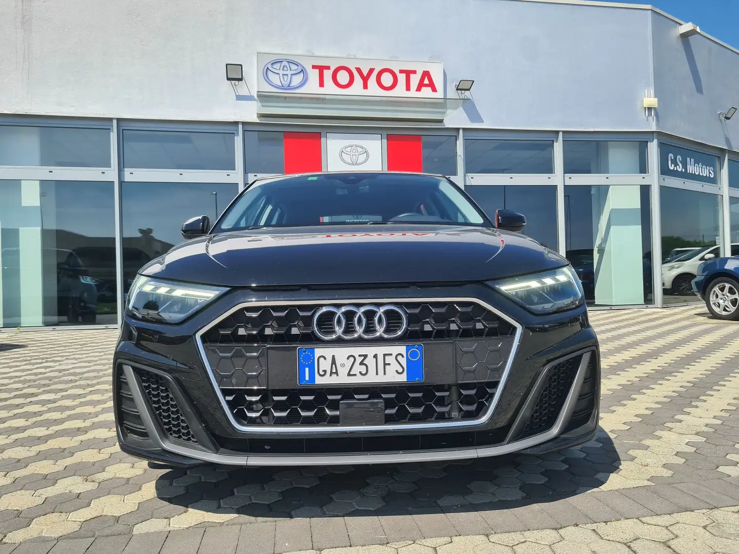 Audi A1 A1 Sportback 30 1.0 tfsi S Line Edition s-tronic Černá - 1