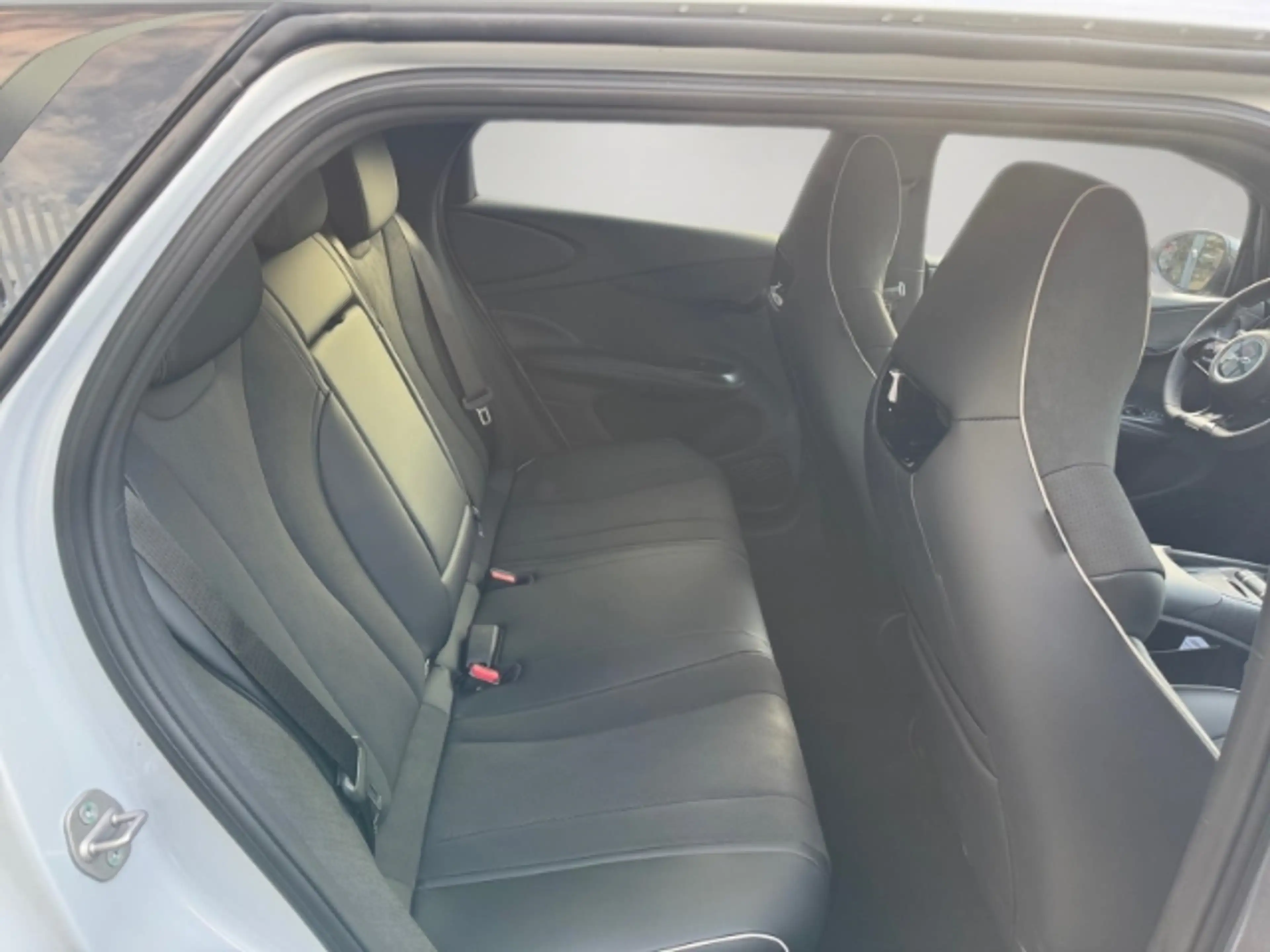 BYD Dolphin Design 360Kamera/Navi/Pano/Wärmepumpe — photo 10