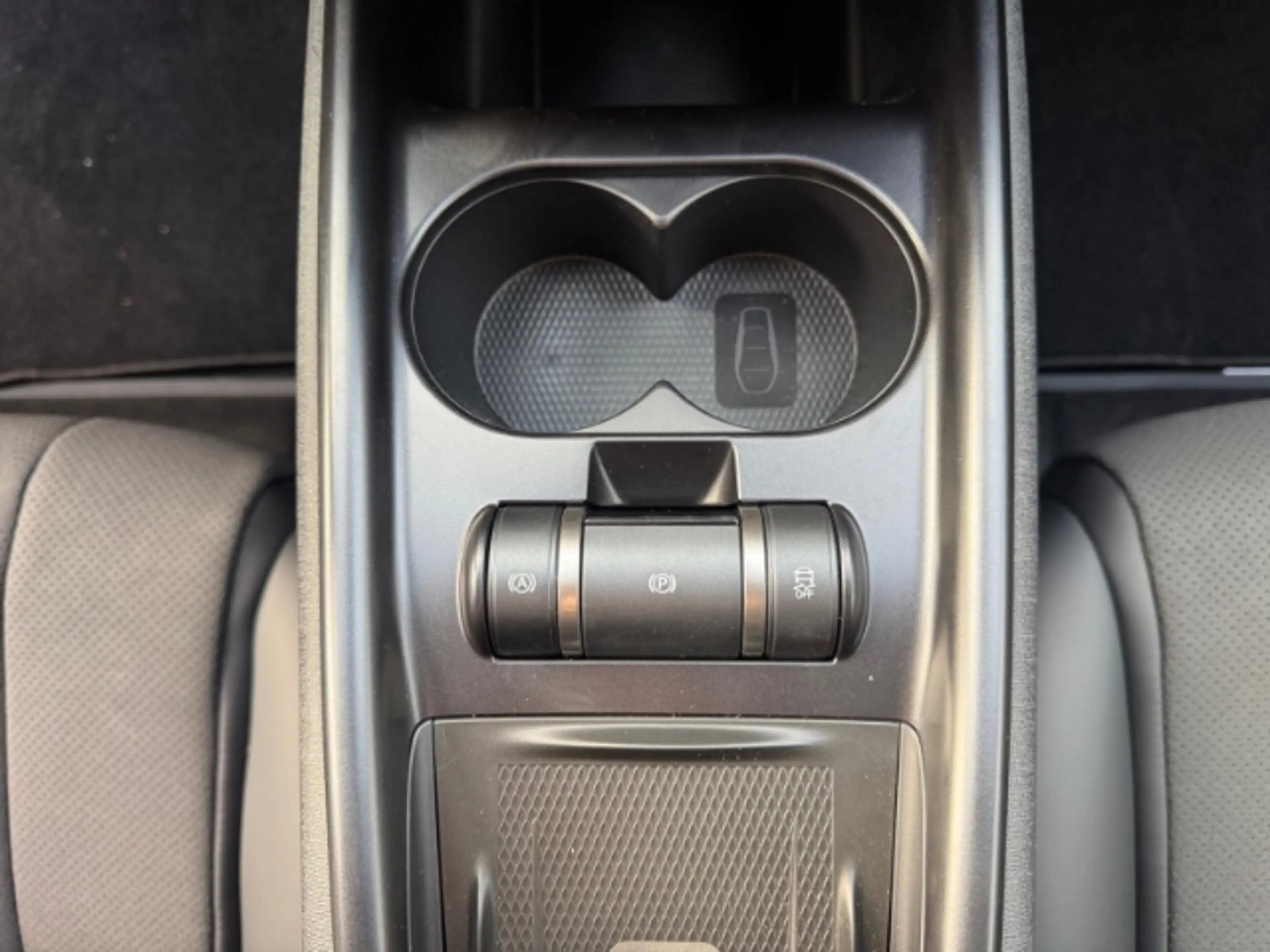 BYD Dolphin Design 360Kamera/Navi/Pano/Wärmepumpe — photo 12