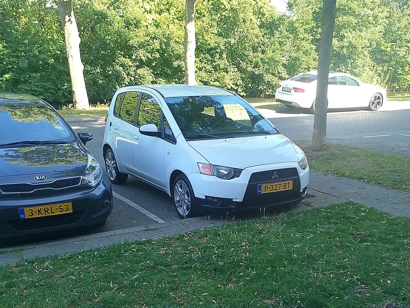 Mitsubishi Colt Colt 1.3 Inform Blanco - 2