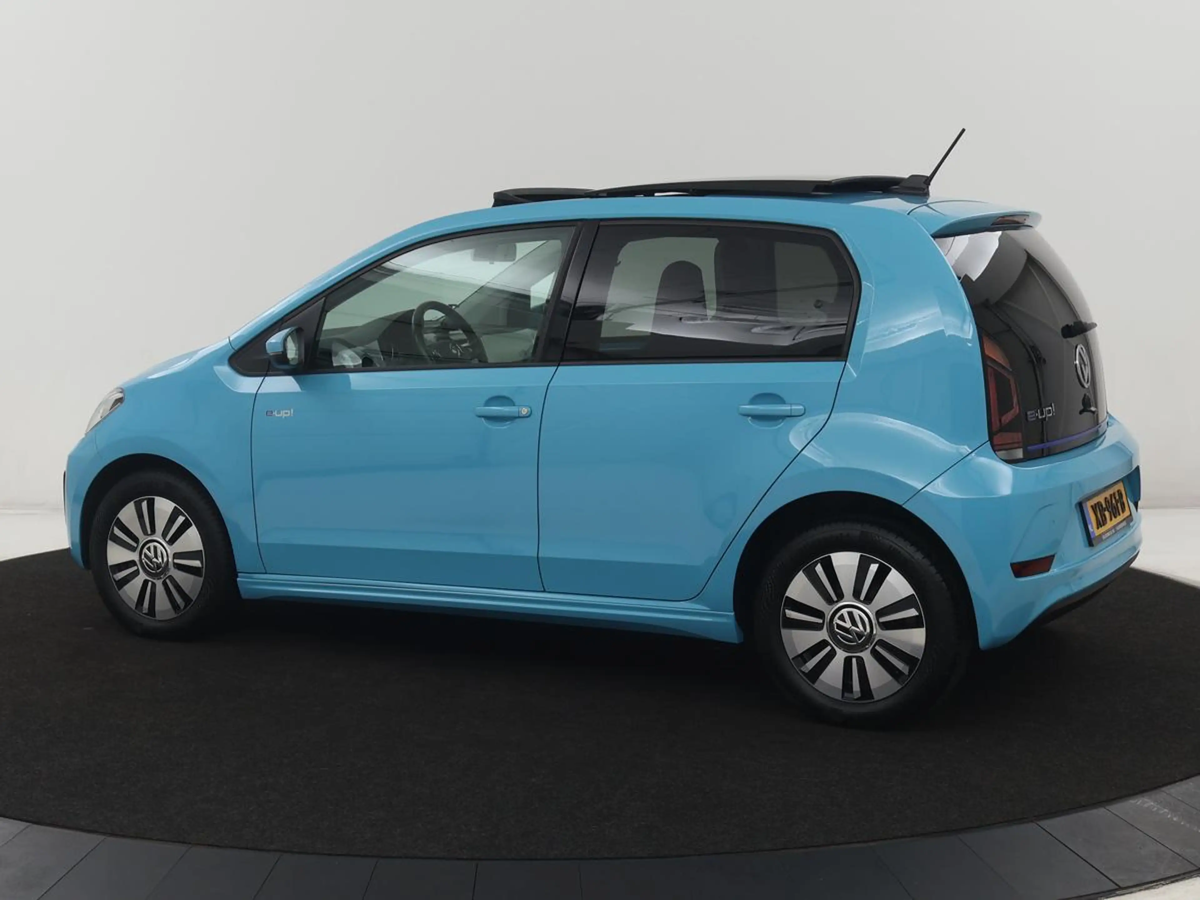 Volkswagen e-up! e-up! | SOH 88,3% | Stoelverwarming | Pano.Dak | C — photo 2