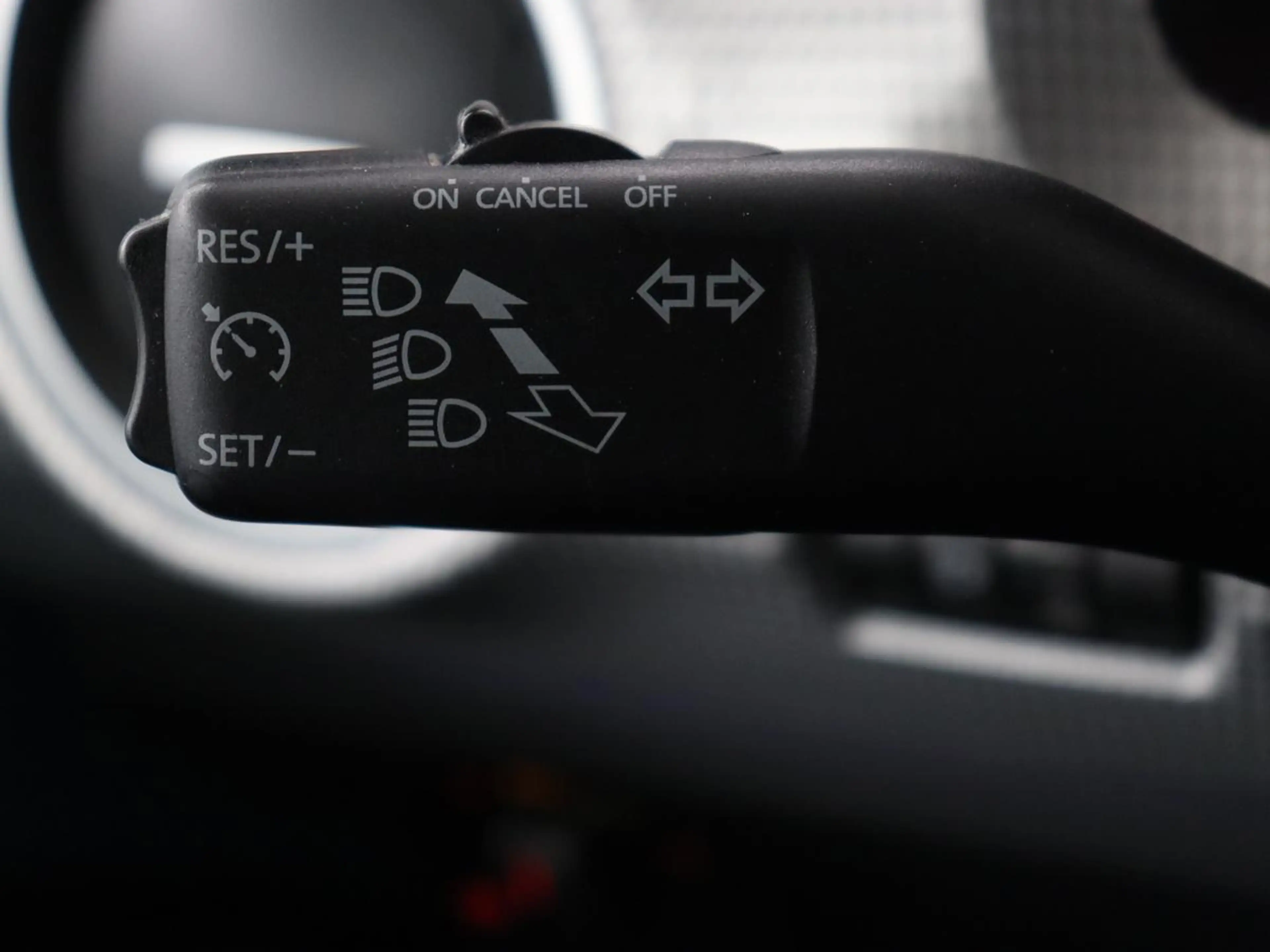 Volkswagen e-up! e-up! | SOH 88,3% | Stoelverwarming | Pano.Dak | C — photo 17