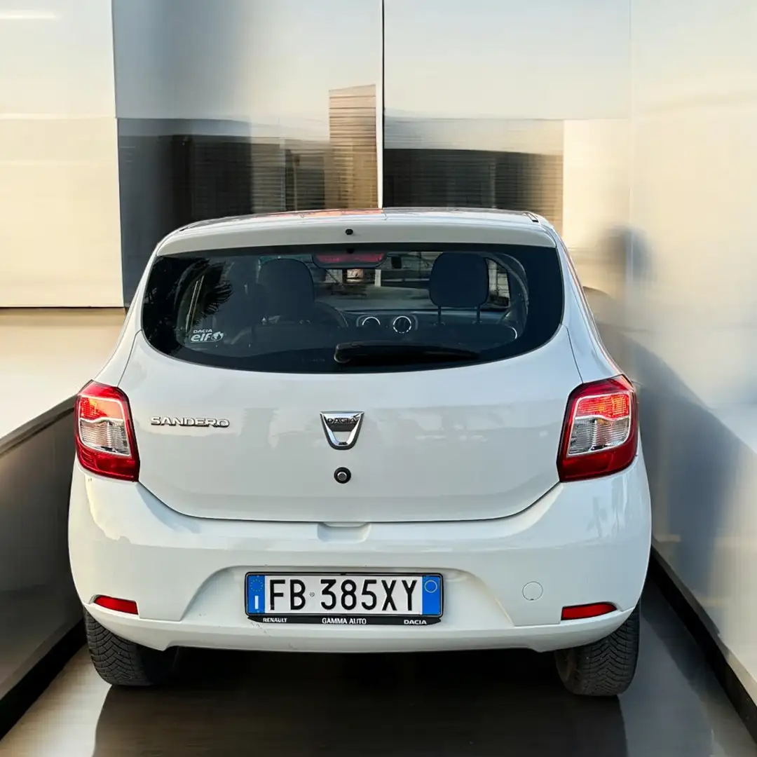 Dacia Sandero 1.2 Laureate 73cv E6 - 2