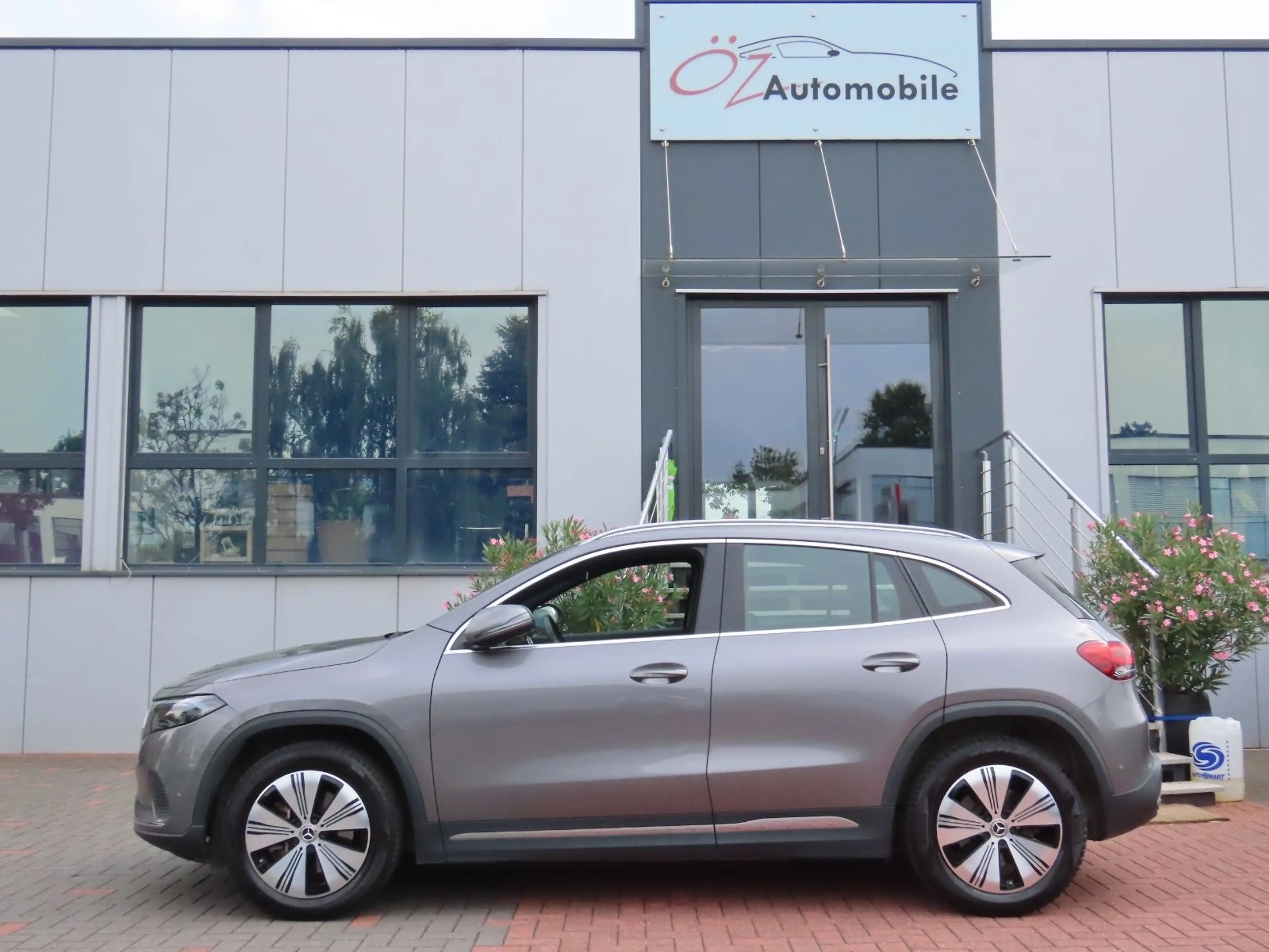 Mercedes-Benz EQA 250 Autom. Leder Ambiente Klima Kamera — photo 13