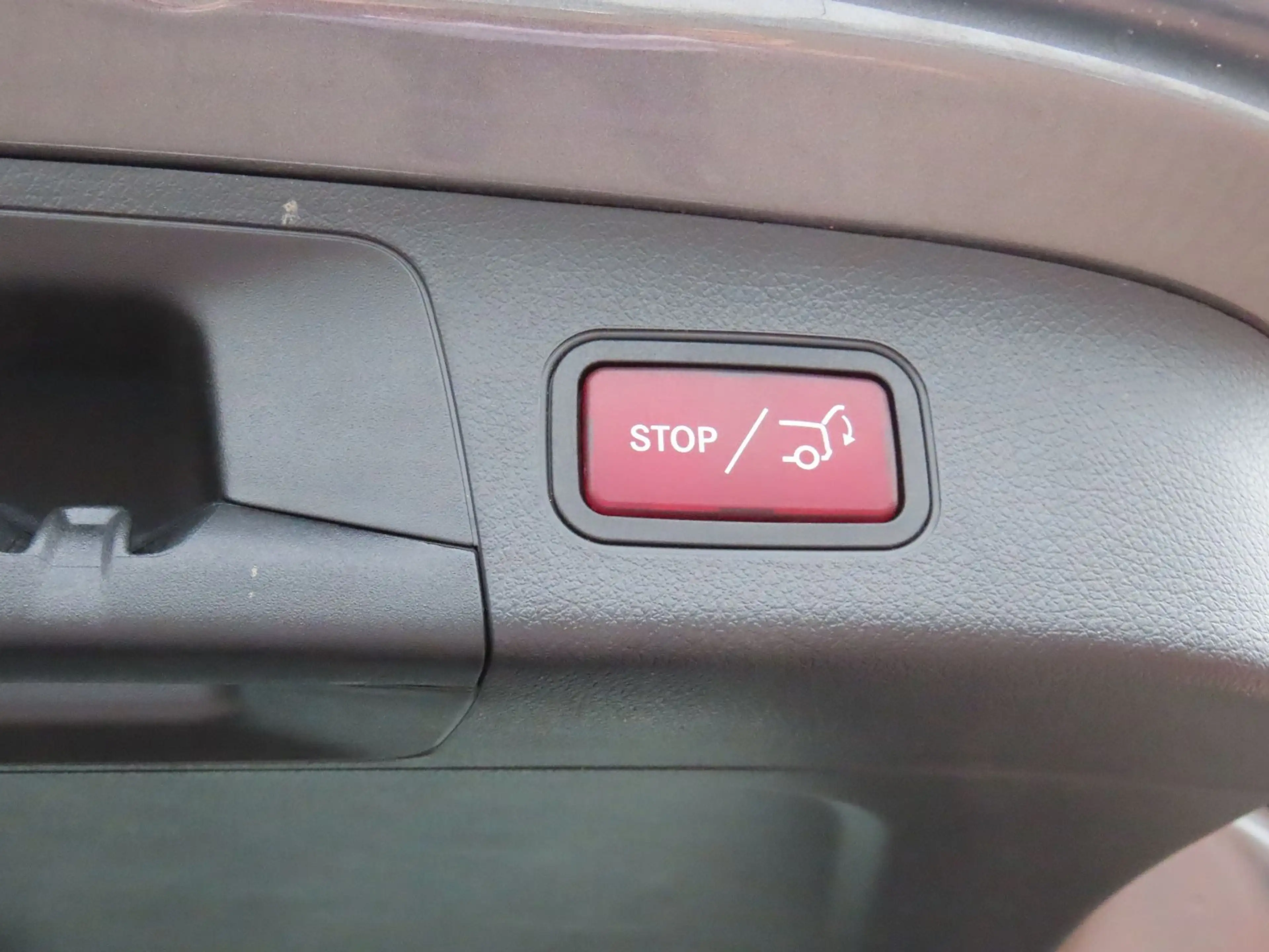 Mercedes-Benz EQA 250 Autom. Leder Ambiente Klima Kamera — photo 10