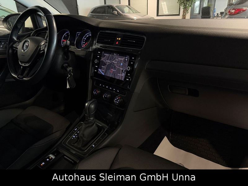 Volkswagen Golf VII Variant Comfortline 1,6 Automatik/Klima — photo 14