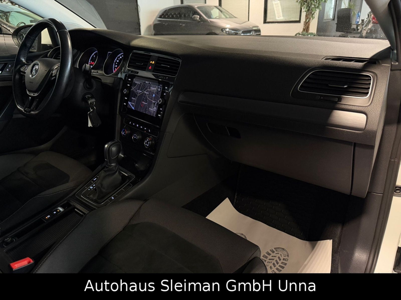 Volkswagen Golf VII Variant Comfortline 1,6 Automatik/Klima — photo 15