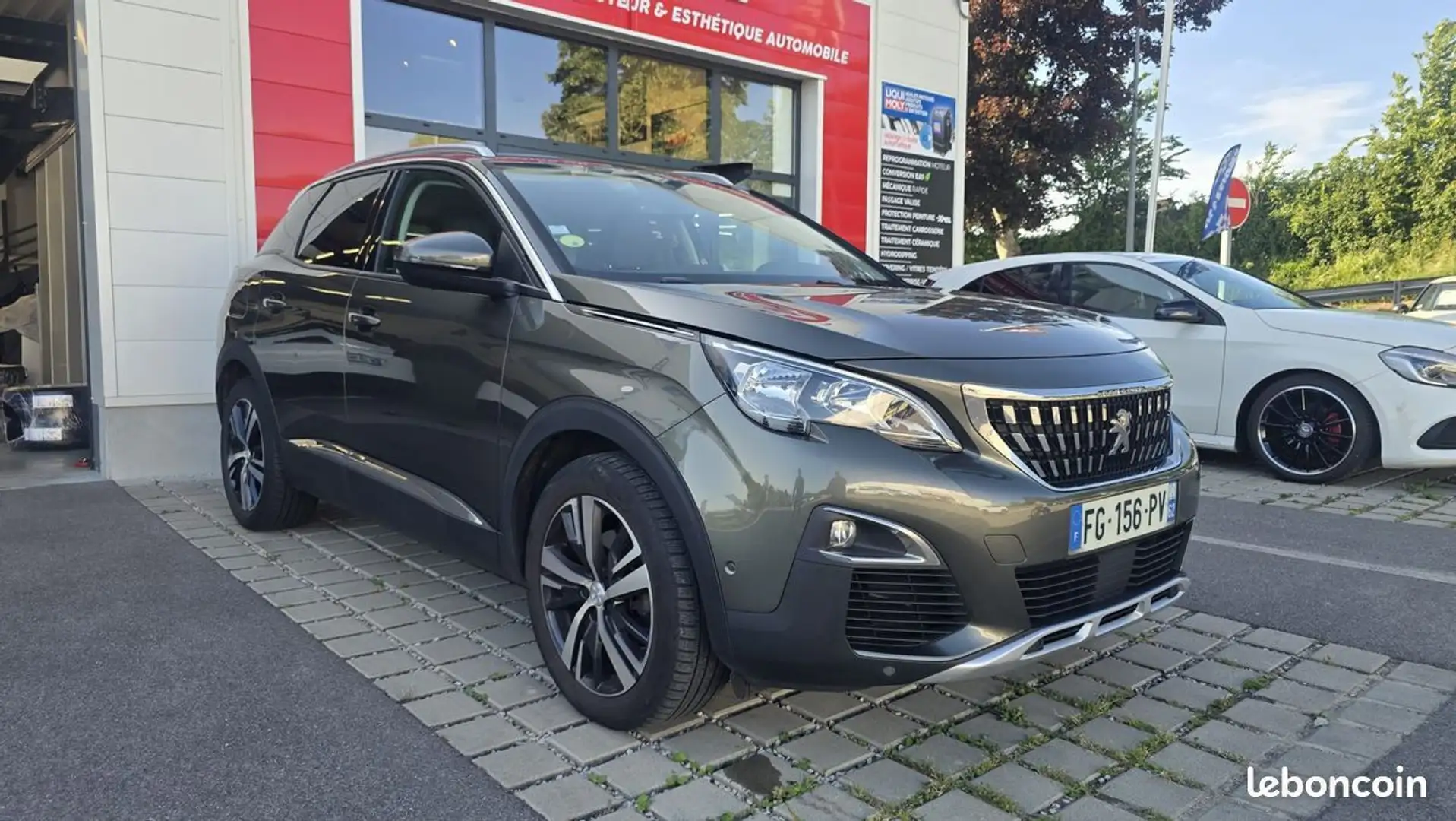 Peugeot 3008 1.5 blueHDi 130 S&S Allure - 1