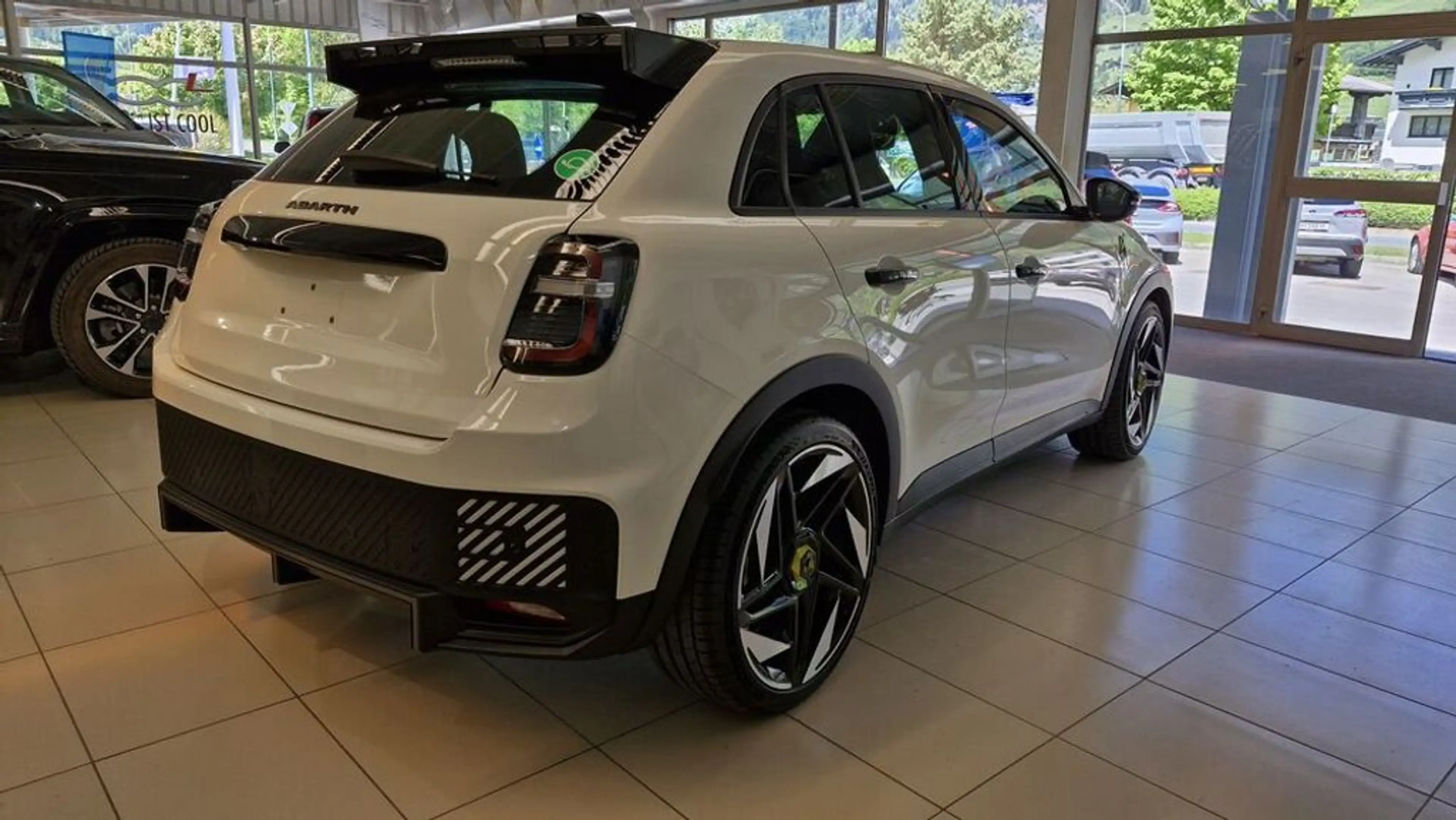 Abarth 600e Abarth Turismo — photo 5