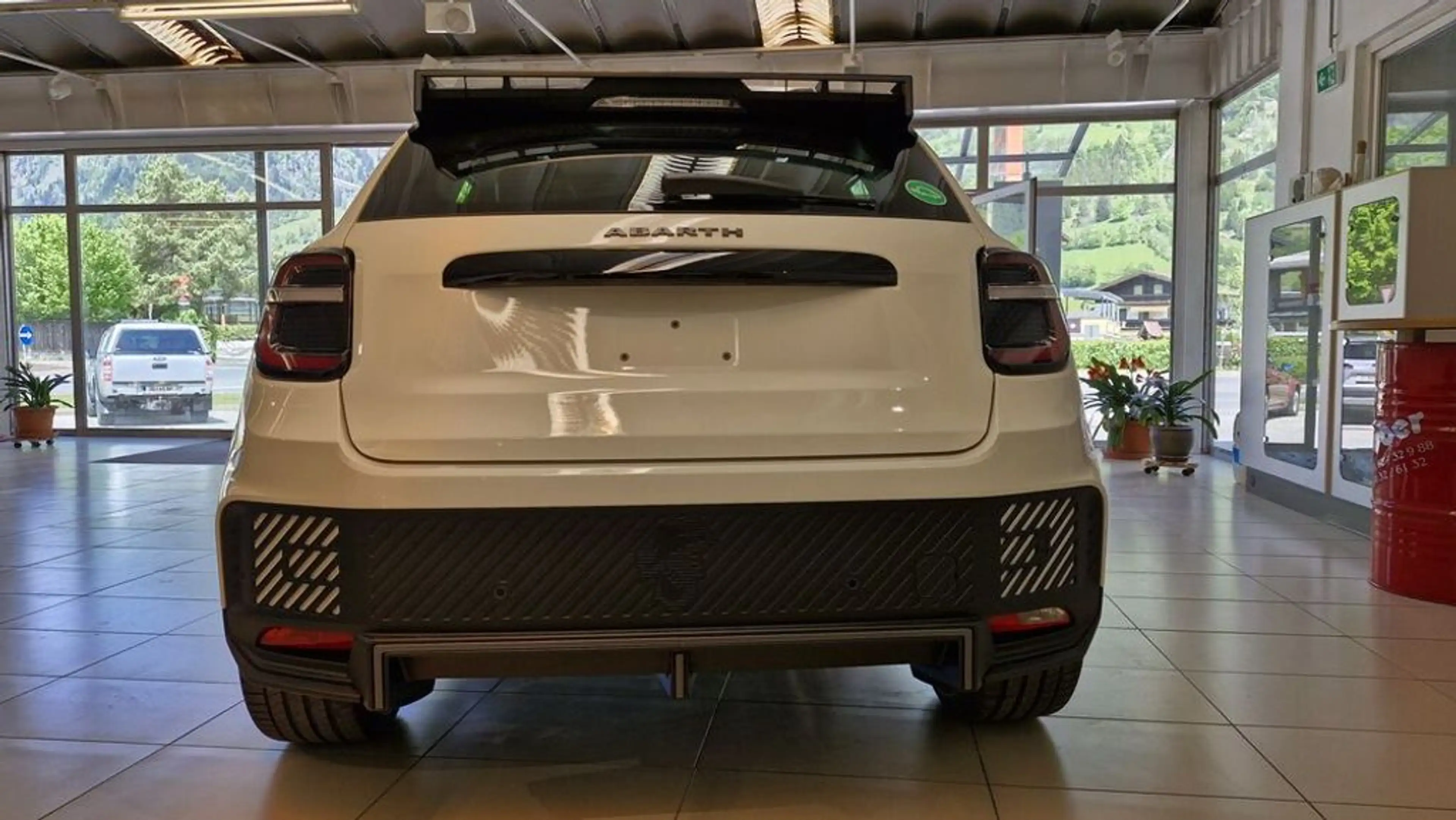 Abarth 600e Abarth Turismo — photo 6