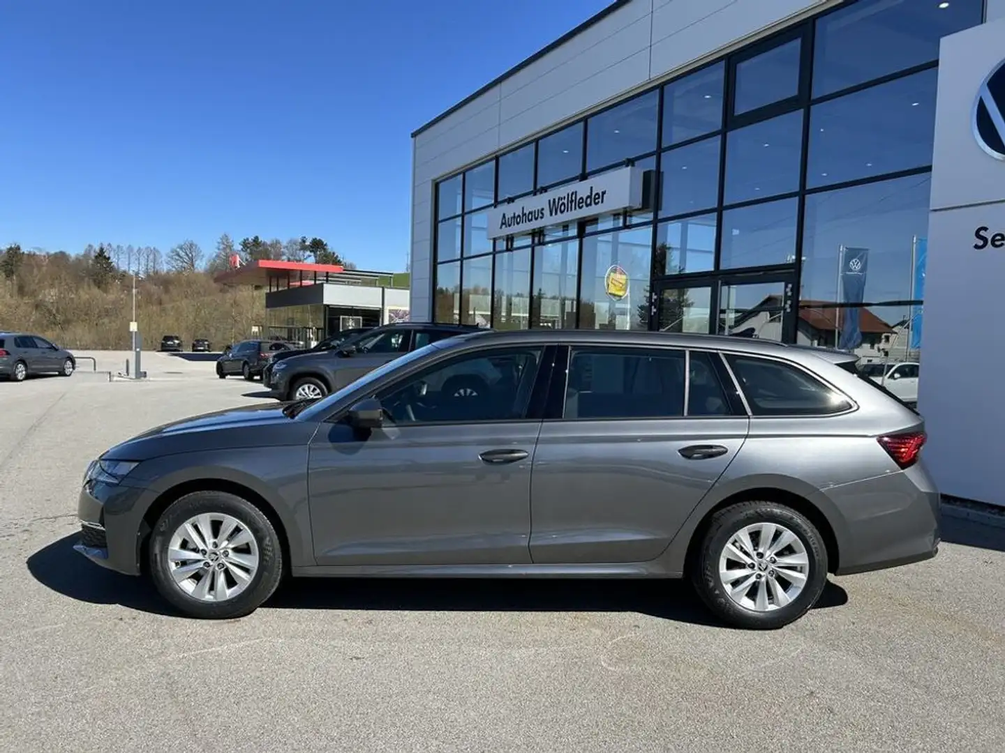 Skoda Octavia Combi Selection 2.0 TDI DSG Grau - 2