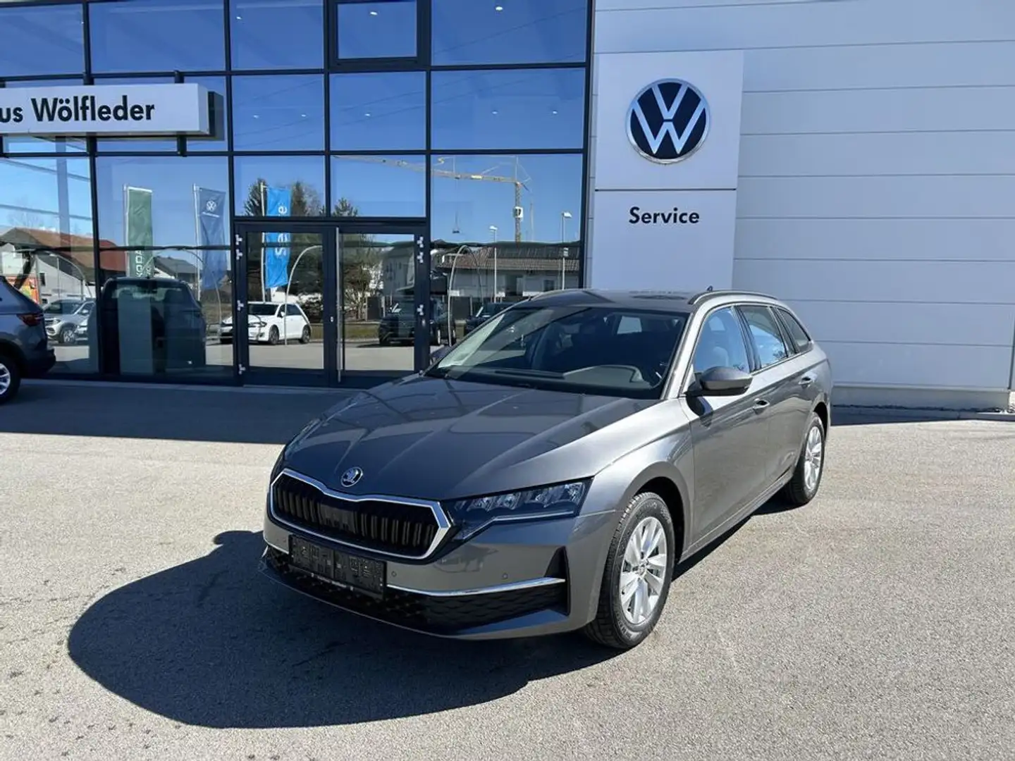 Skoda Octavia Combi Selection 2.0 TDI DSG Gris - 1