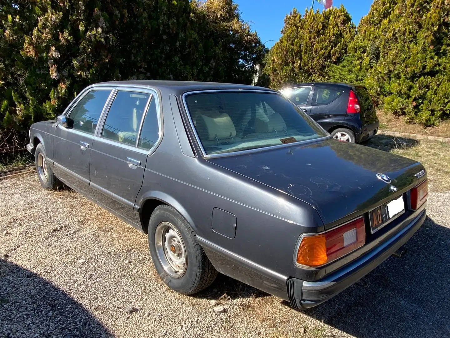 BMW 732 732i 3.2 - 2