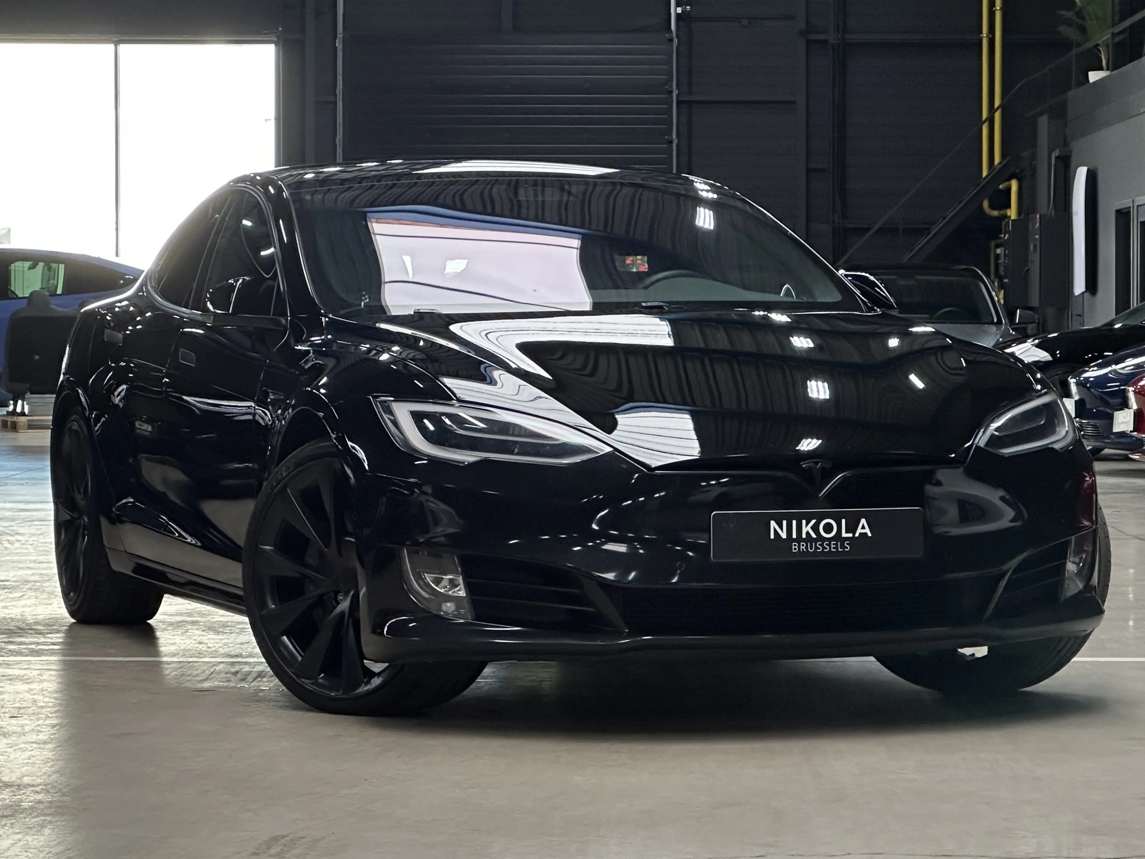 Tesla Model S SR  - RAVEN - 490 km (NEDC) - 21" Turbine wheels