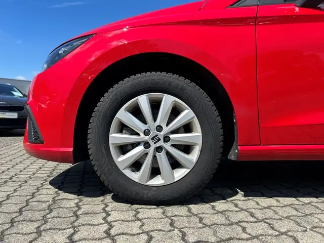 SEAT Ibiza view 13