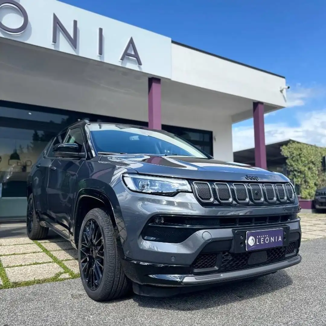 Jeep Compass 1.6 mjt S 2wd 130cv Gris - 1