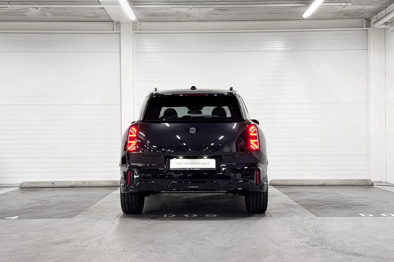 MINI John Cooper Works Countryman 2026 — фото 7