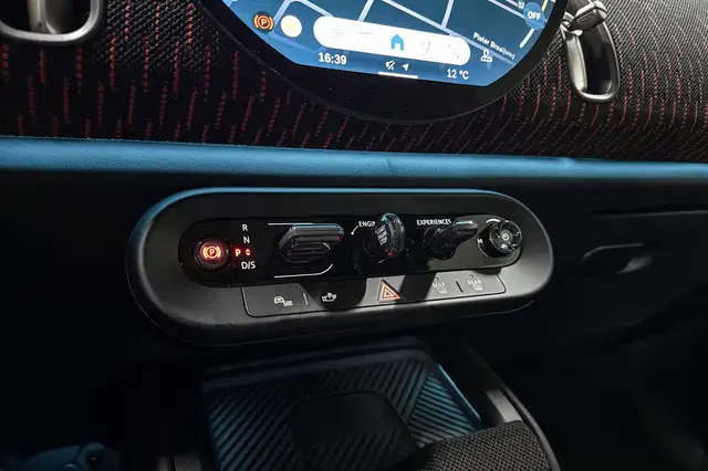 Mini Countryman view 14