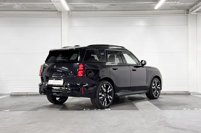 Mini Countryman view 6